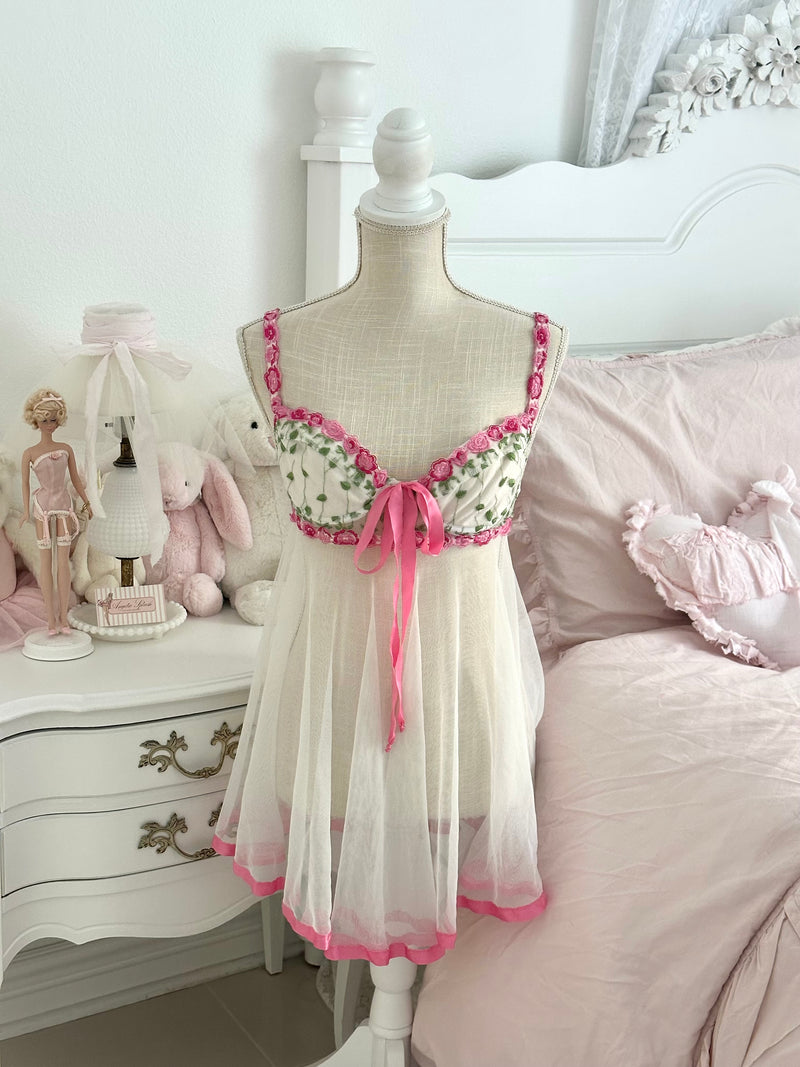 Vintage 1996 Victoria’s Secret Runway White & Pink Floral Babydoll Dress: 34B