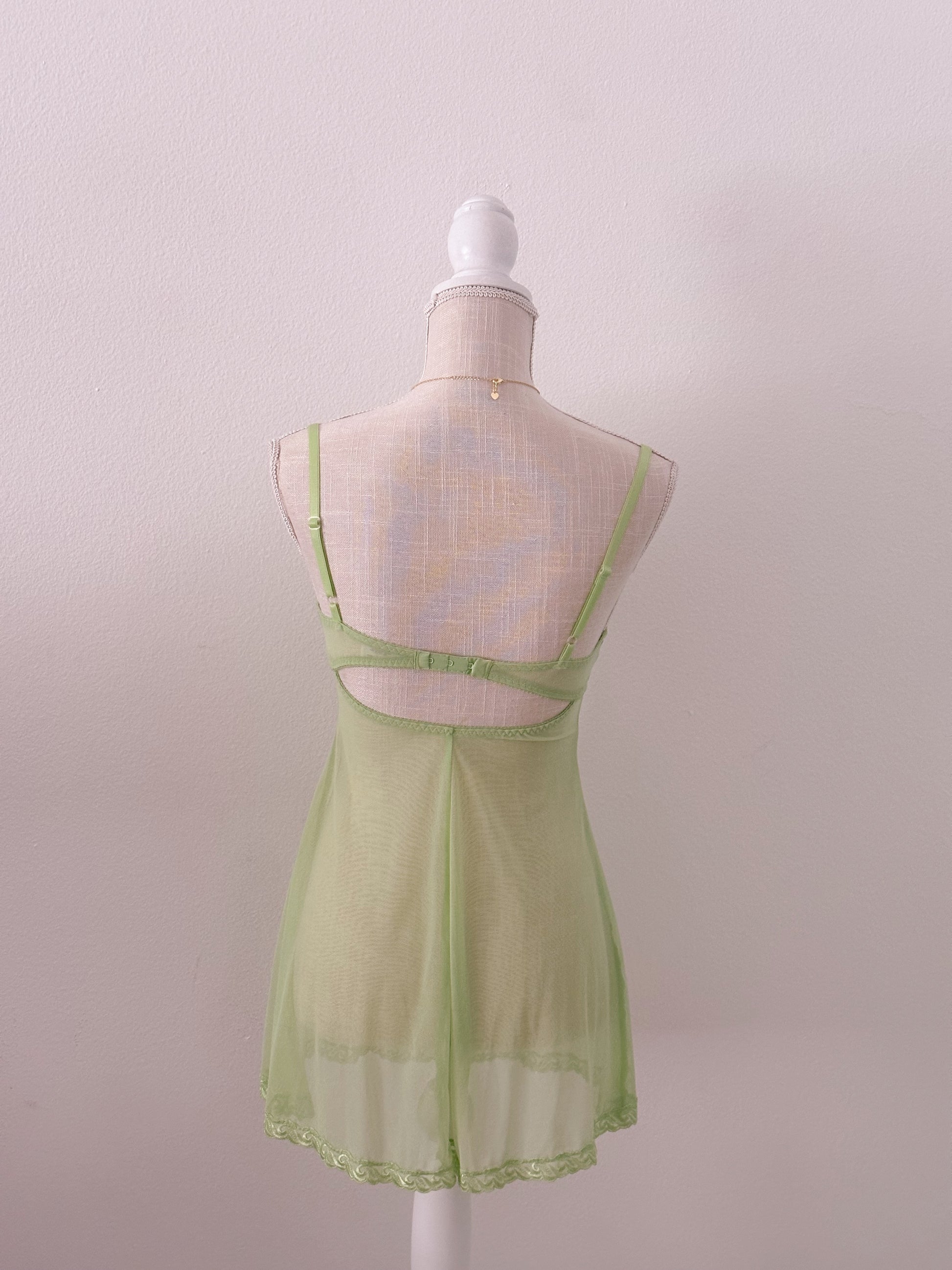 Vintage 1996 Vicroria's Secret Sabrina Carpenter Babydoll size: 34 B