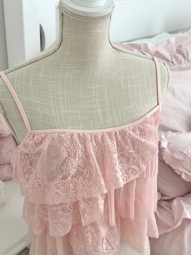 Vintage 2005 Victoria’s Secret Pink Ruffle Lace Cami Top Size: S
