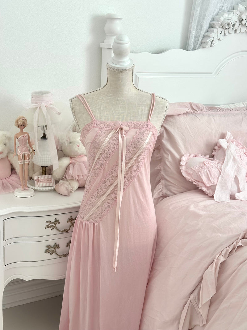 Vintage Gilead 1970s Pink Lace Ribbon Maxi Nightgown Petite/ S