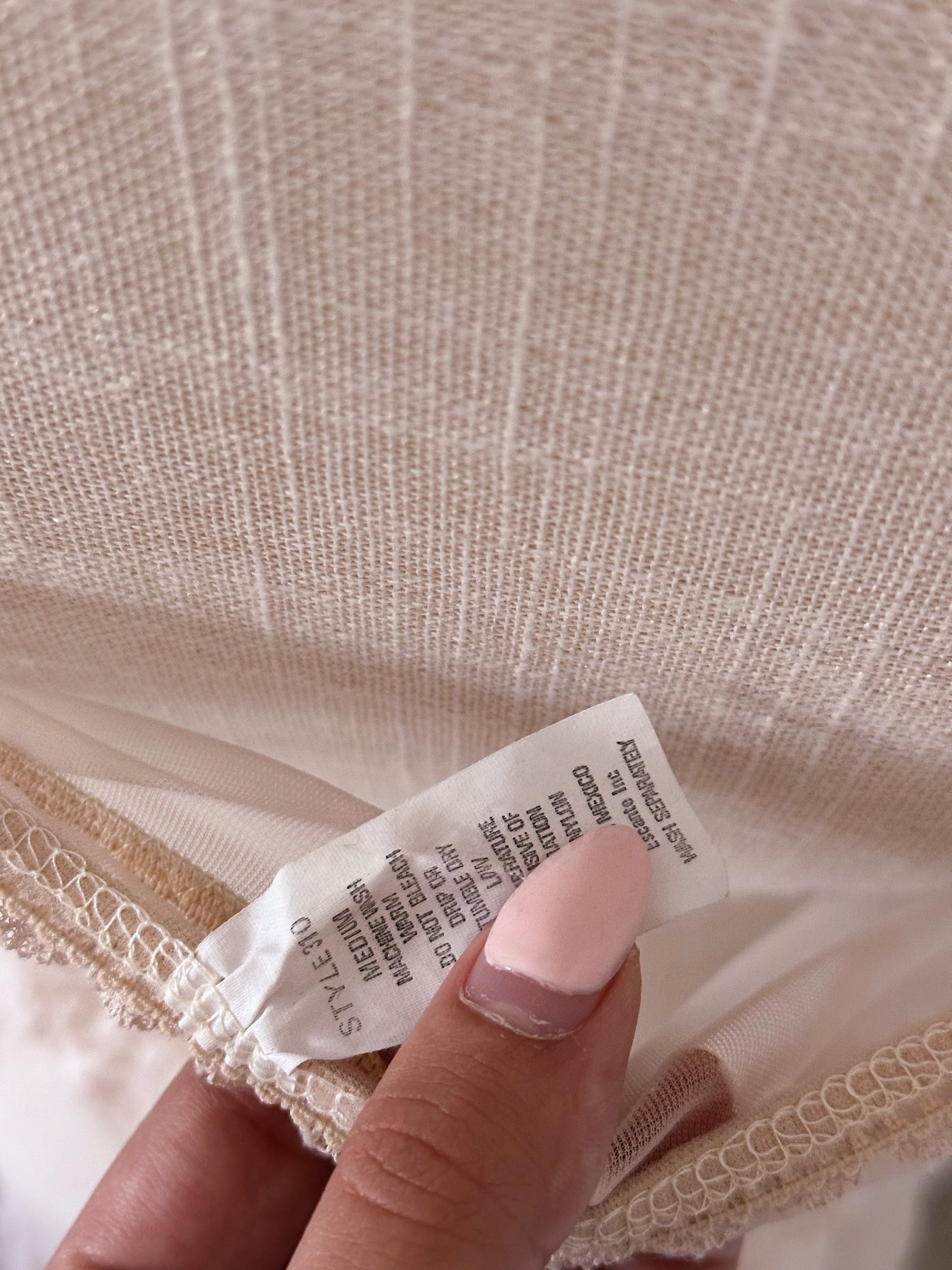 Vintage Beige Floral Lace Nightgown Size: M