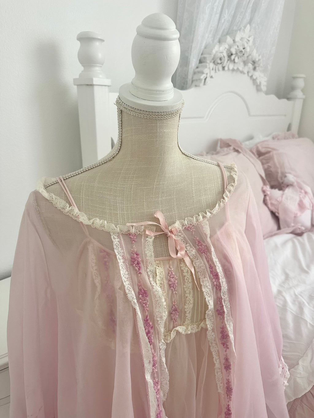 Authentic 1950s Pink Nylon Floral Nightgown & Matching Robe Set Size: S