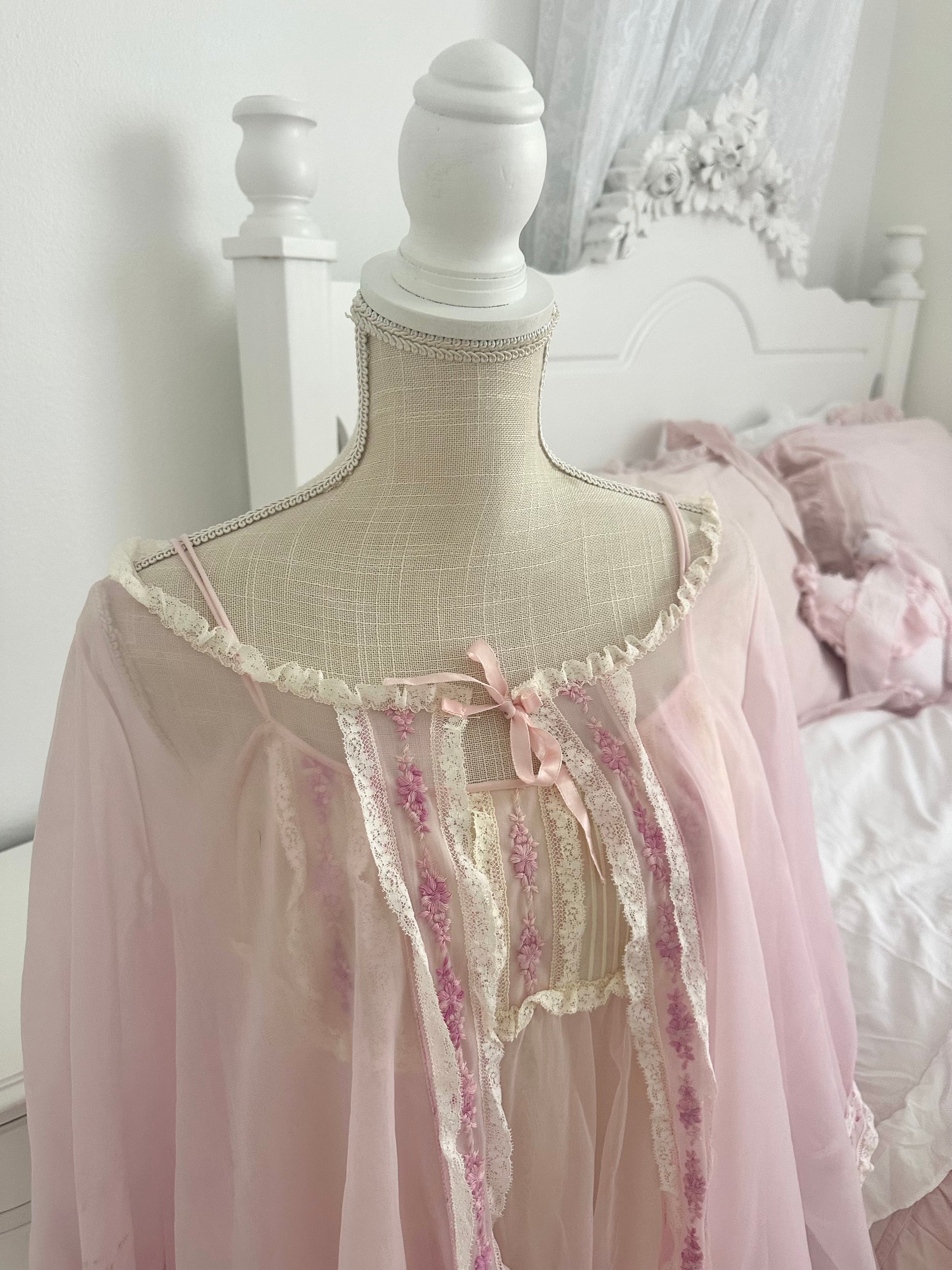Authentic 1950s Pink Nylon Floral Nightgown & Matching Robe Set Size: S