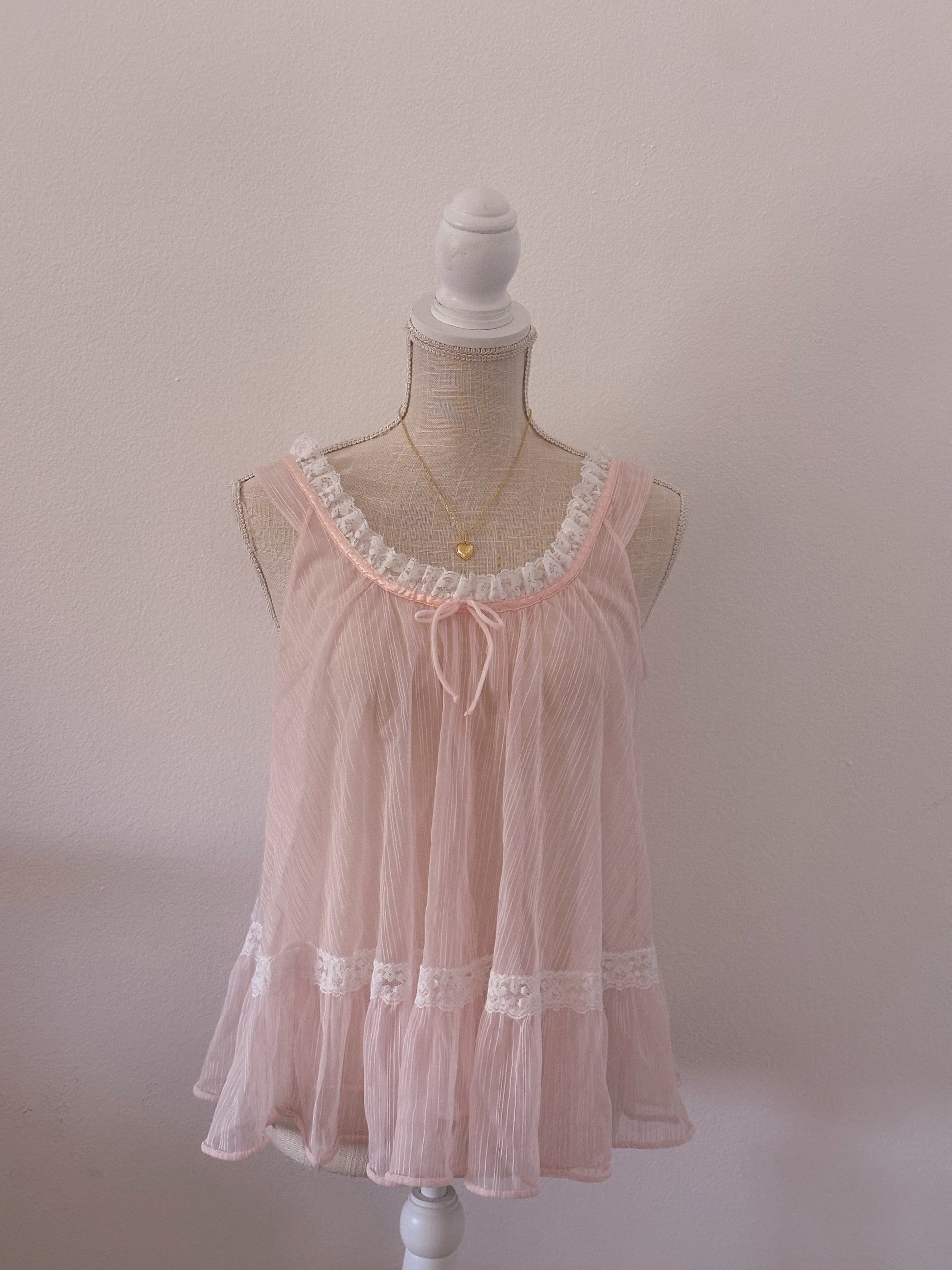 Vintage 1950s Sabrina Carpenter babydoll size: S