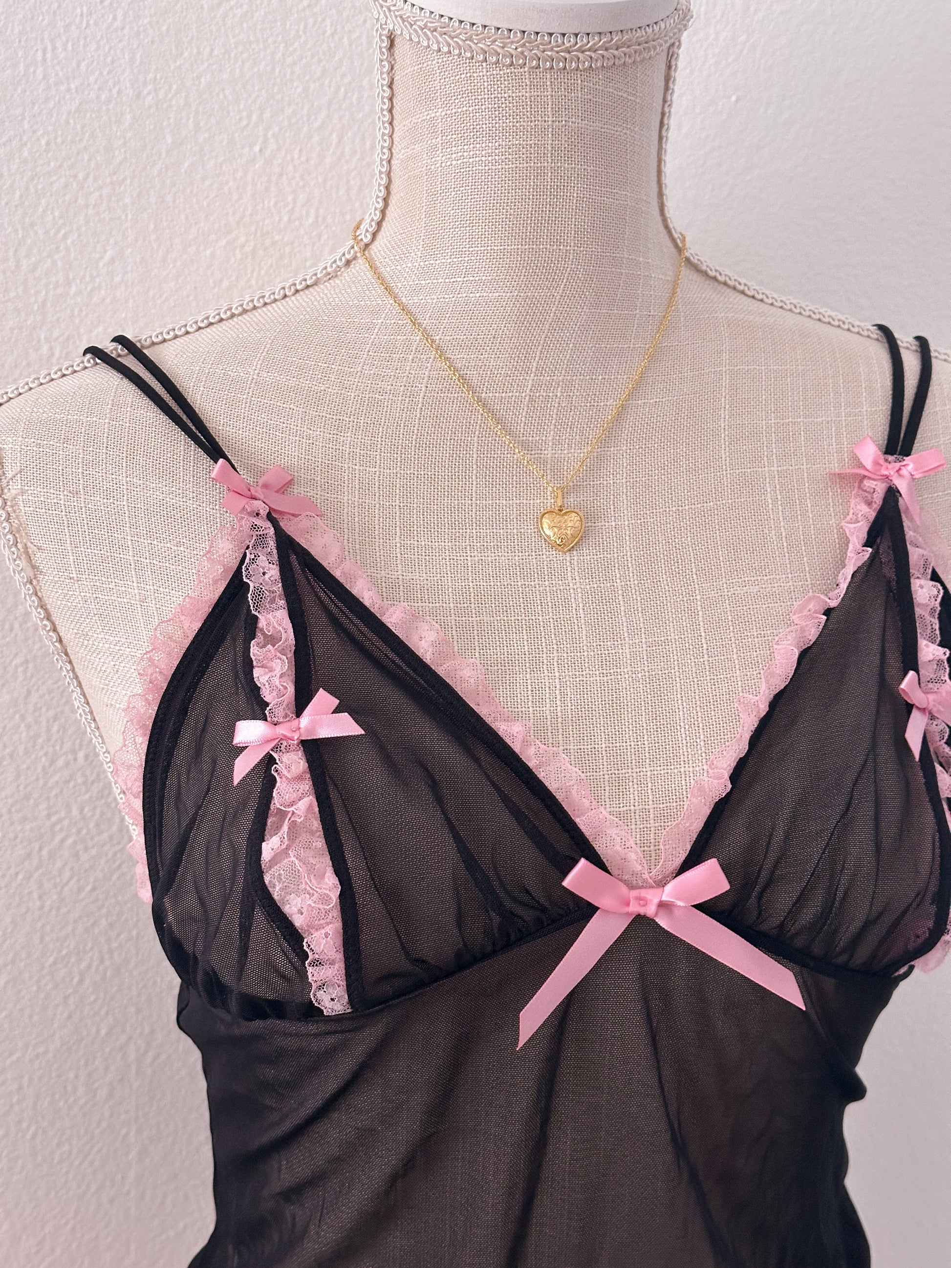 Vintage Victoria's Secret Black two-piece lingerie set Size: M