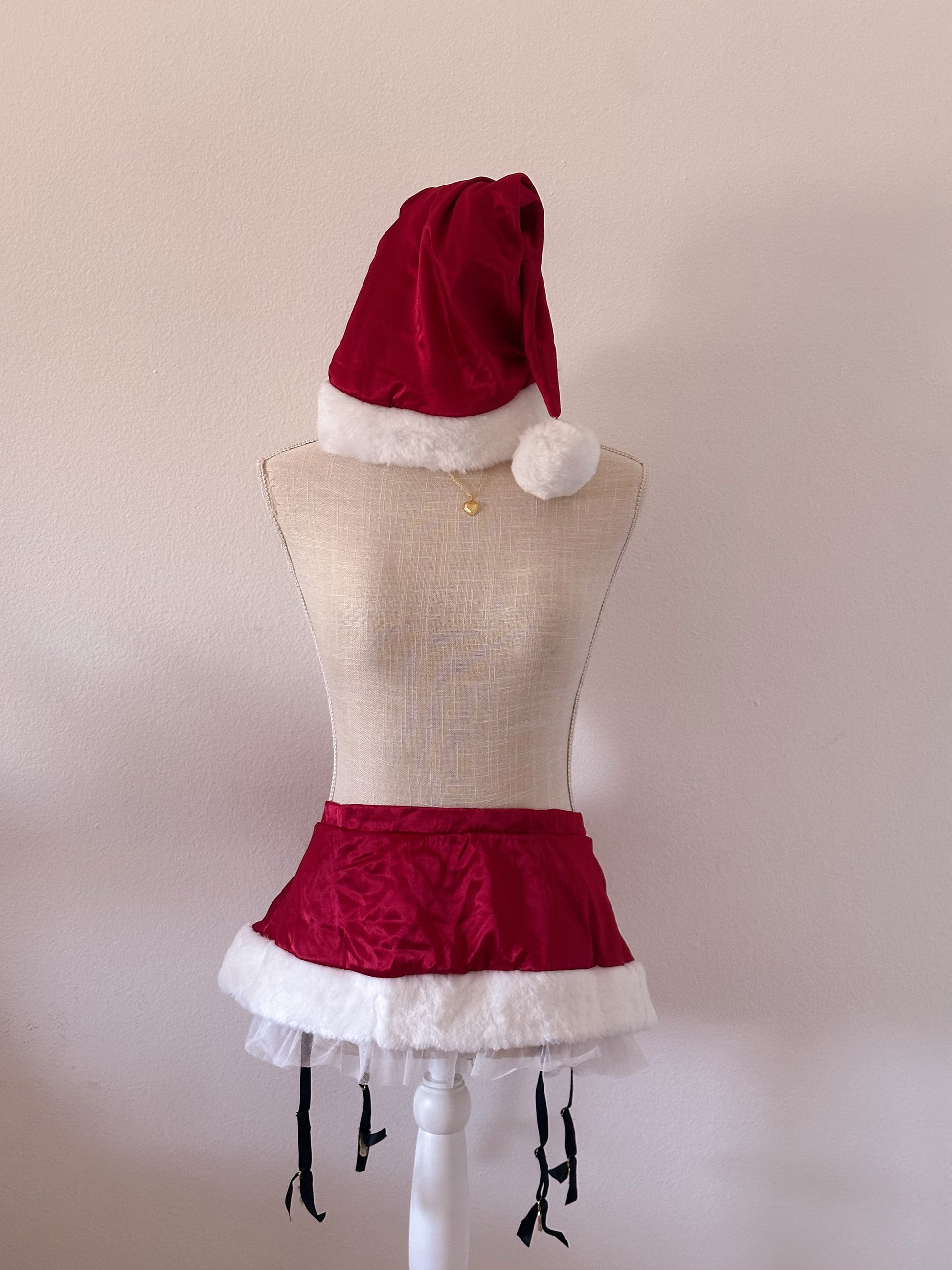 Vintage Victoria's Secret red Santa two piece set Size: O/S