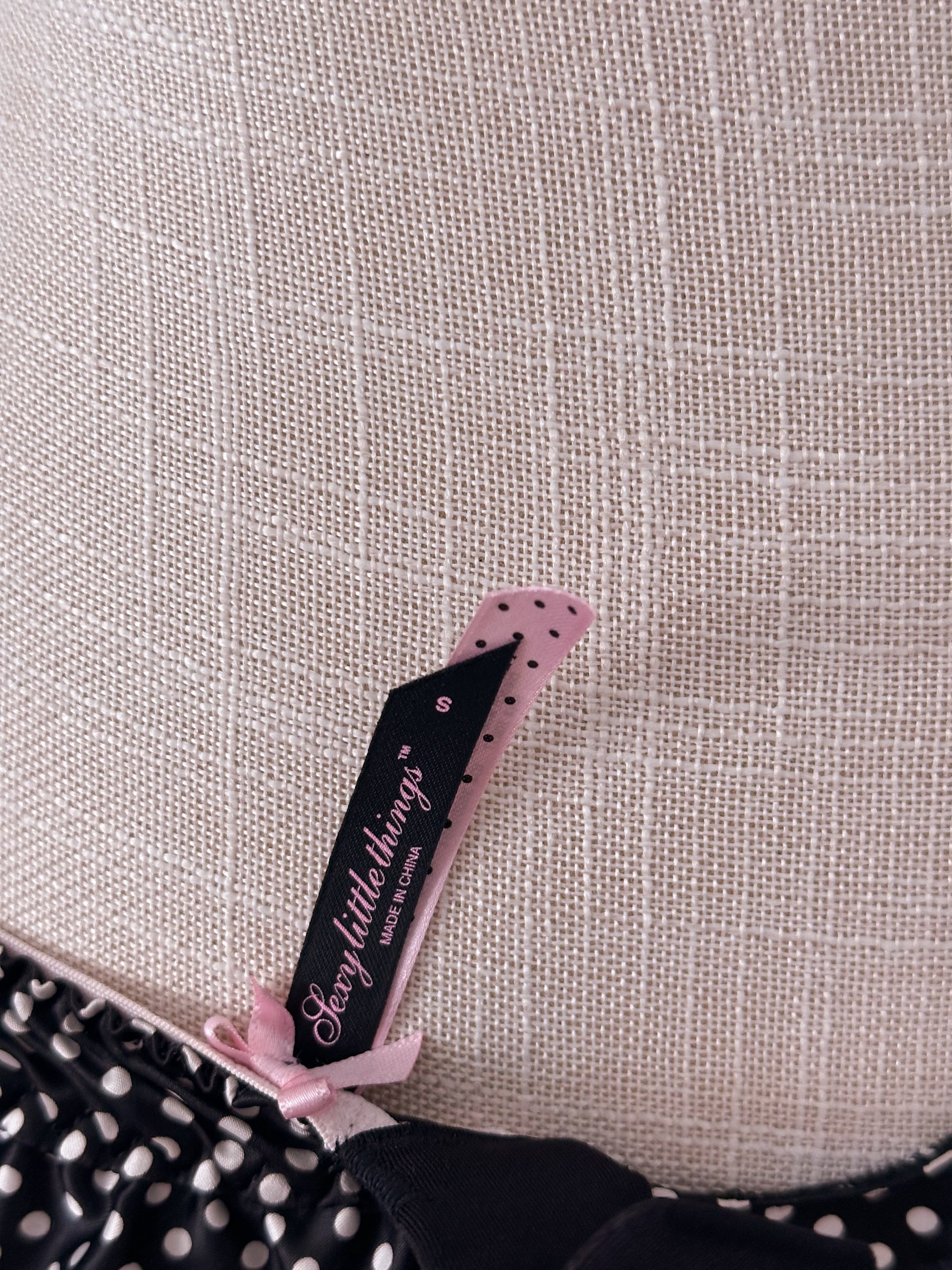 Vintage Victoria's Secret Black and pink polka dot lingerie Set Size: 32 B/ S