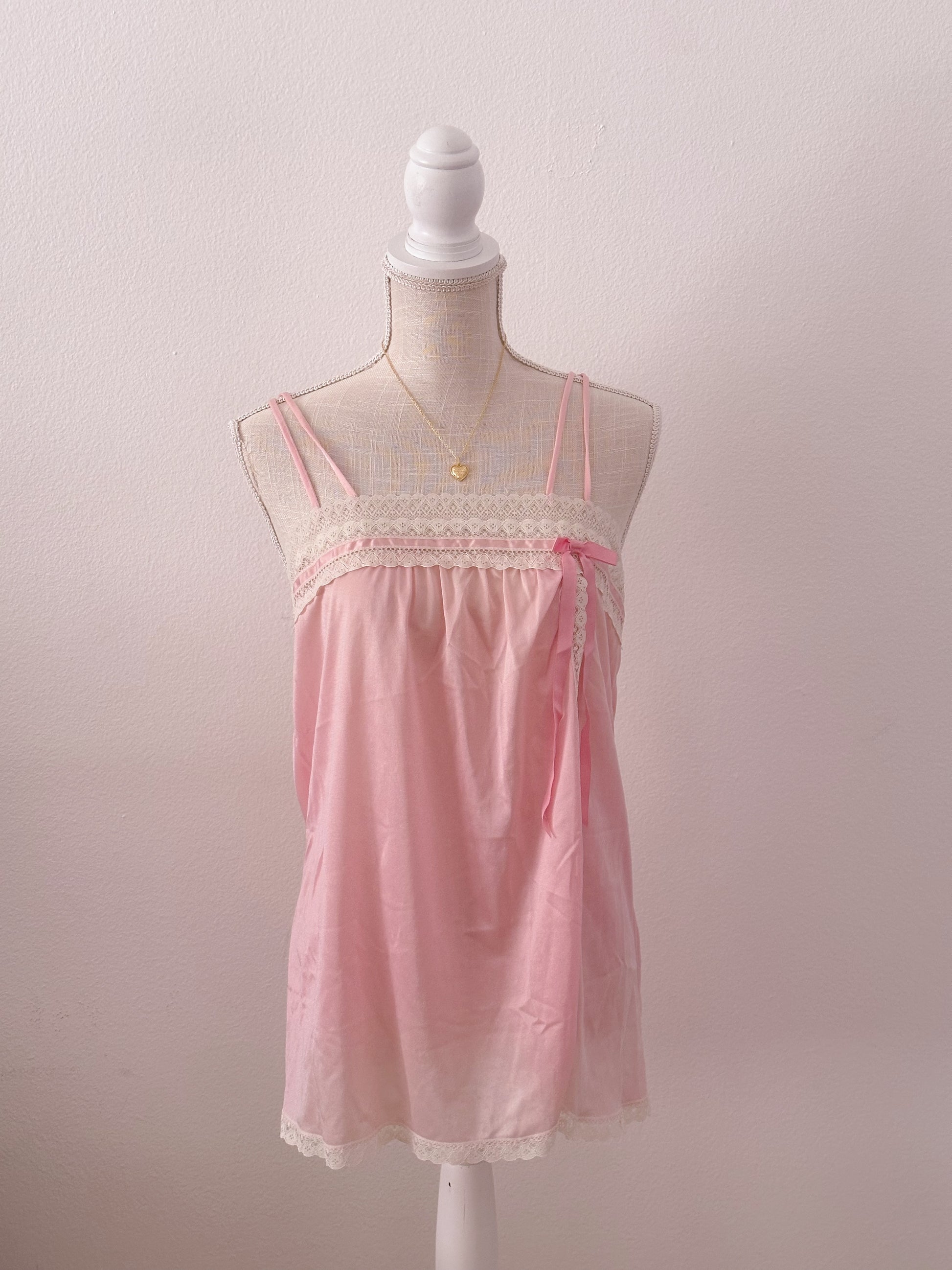 Vintage pink babydoll nightie from 1960s size: M