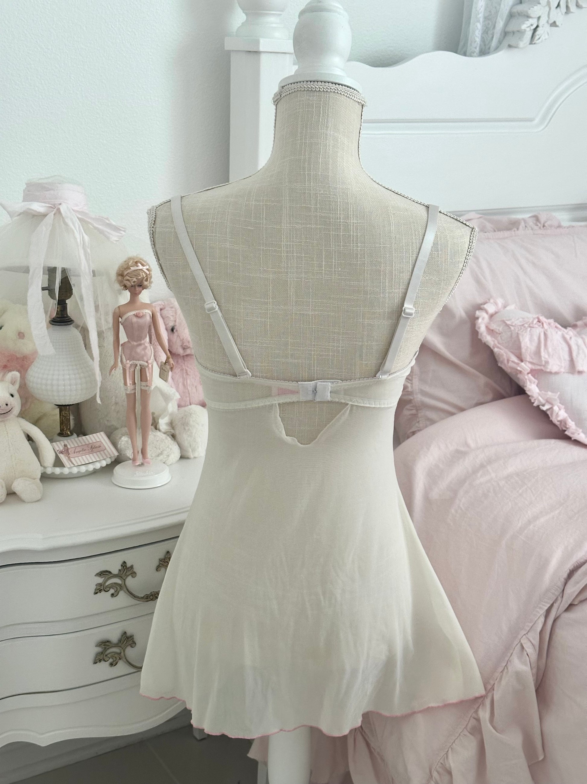 2000s Native Intimates White & Pink Floral Sheer Babydoll Top Size: 34C