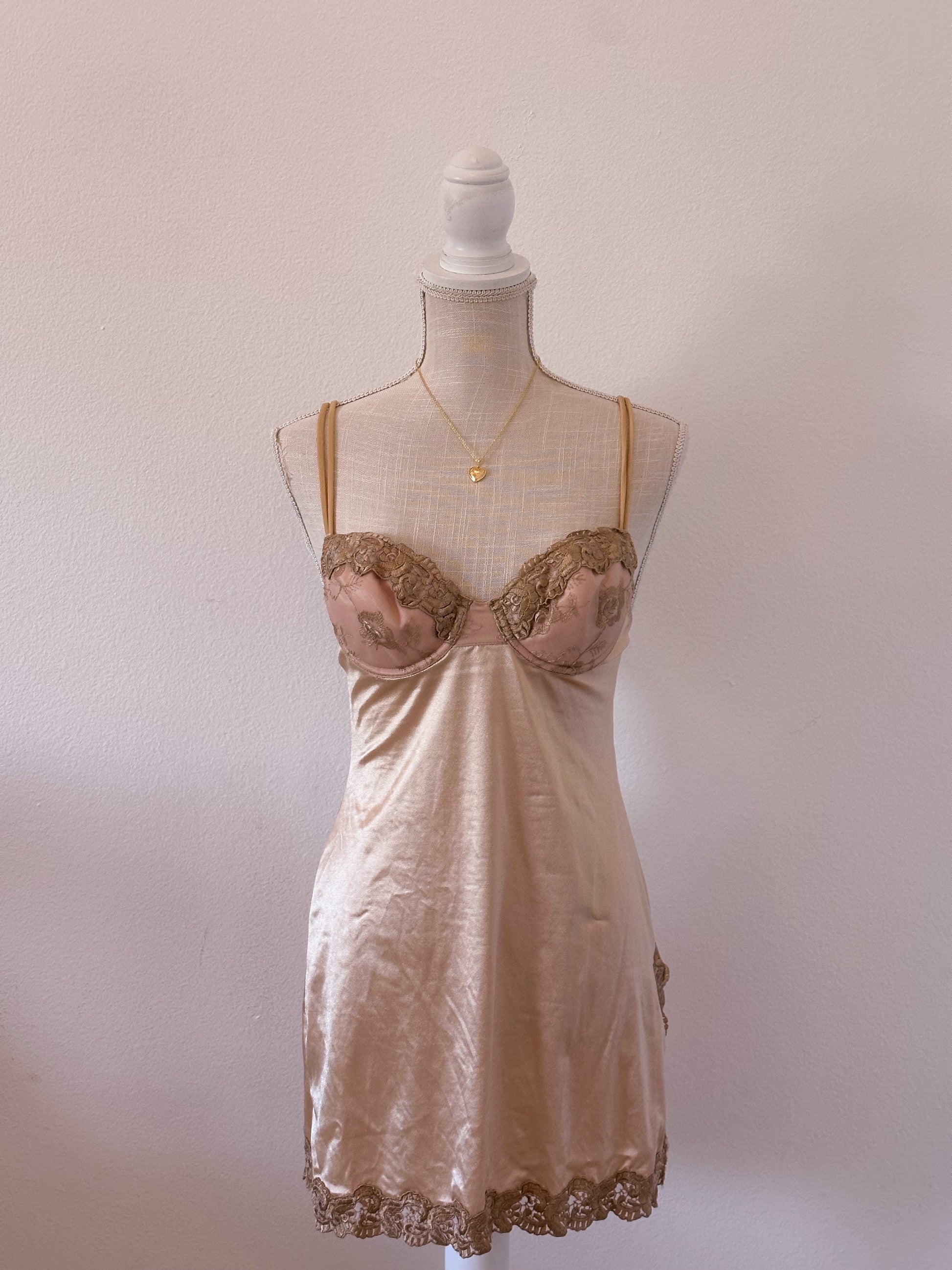 Vintage 1998 Victoria's Secret Gold Babydoll slip dress size: 34 B