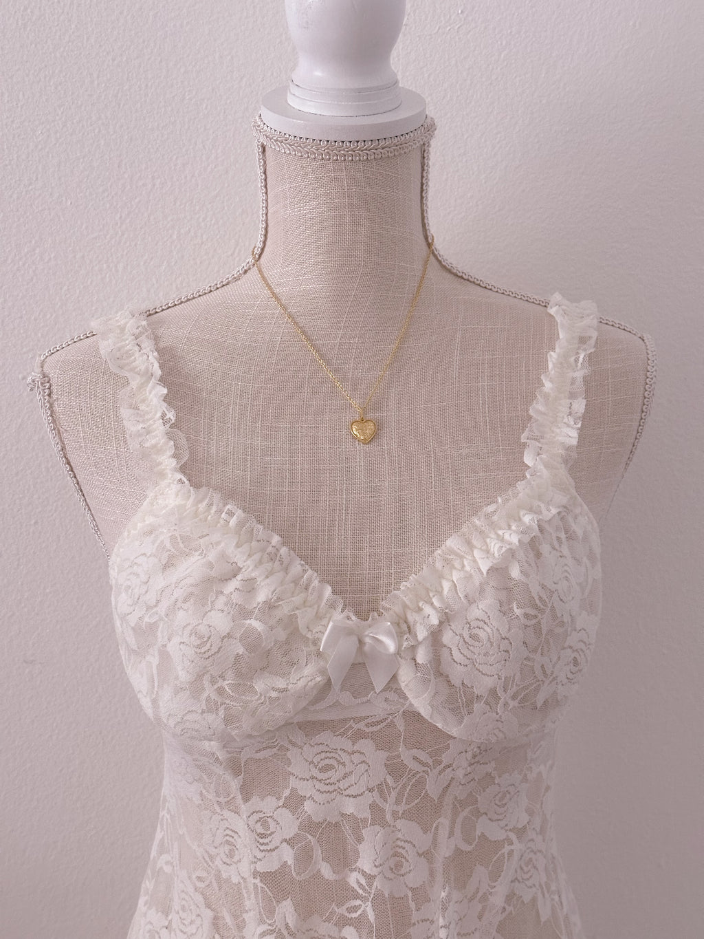 Vintage Madison Beer white babydoll slip dress size: S