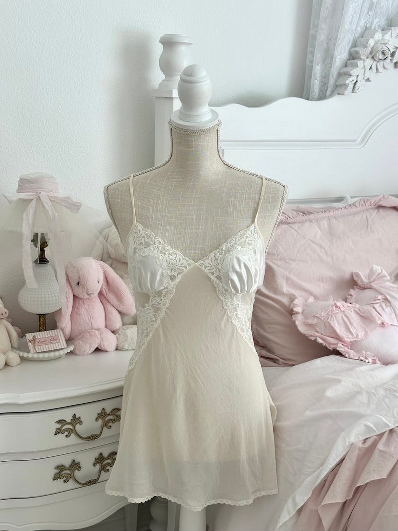 Vintage 2002 Victoria’s Secret White Silk Babydoll Slip Dress Size: XS