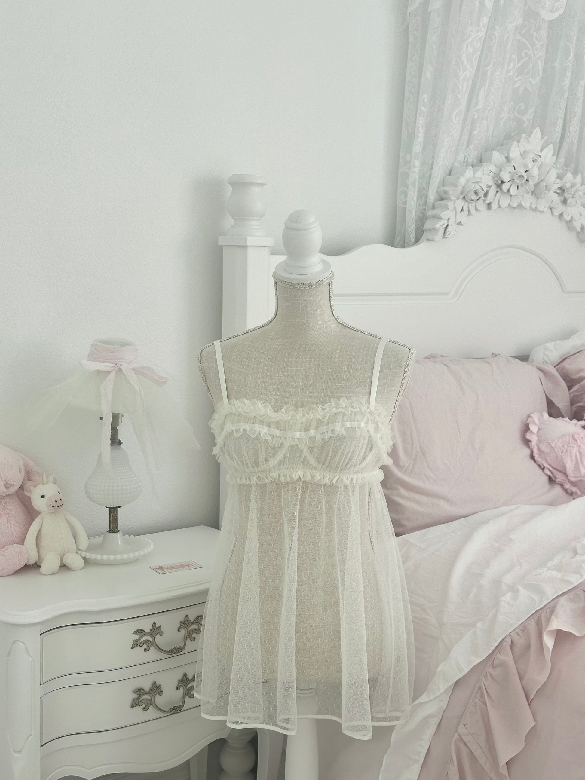 Vintage 2004 Victoria’s Secret White Bridal Babydoll Top Size: 34B