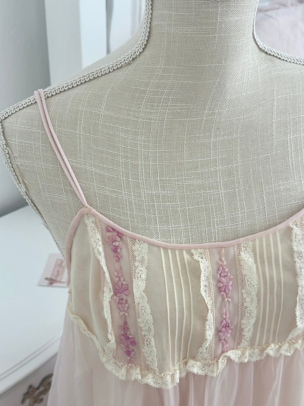 Authentic 1950s Pink Nylon Floral Nightgown & Matching Robe Set Size: S