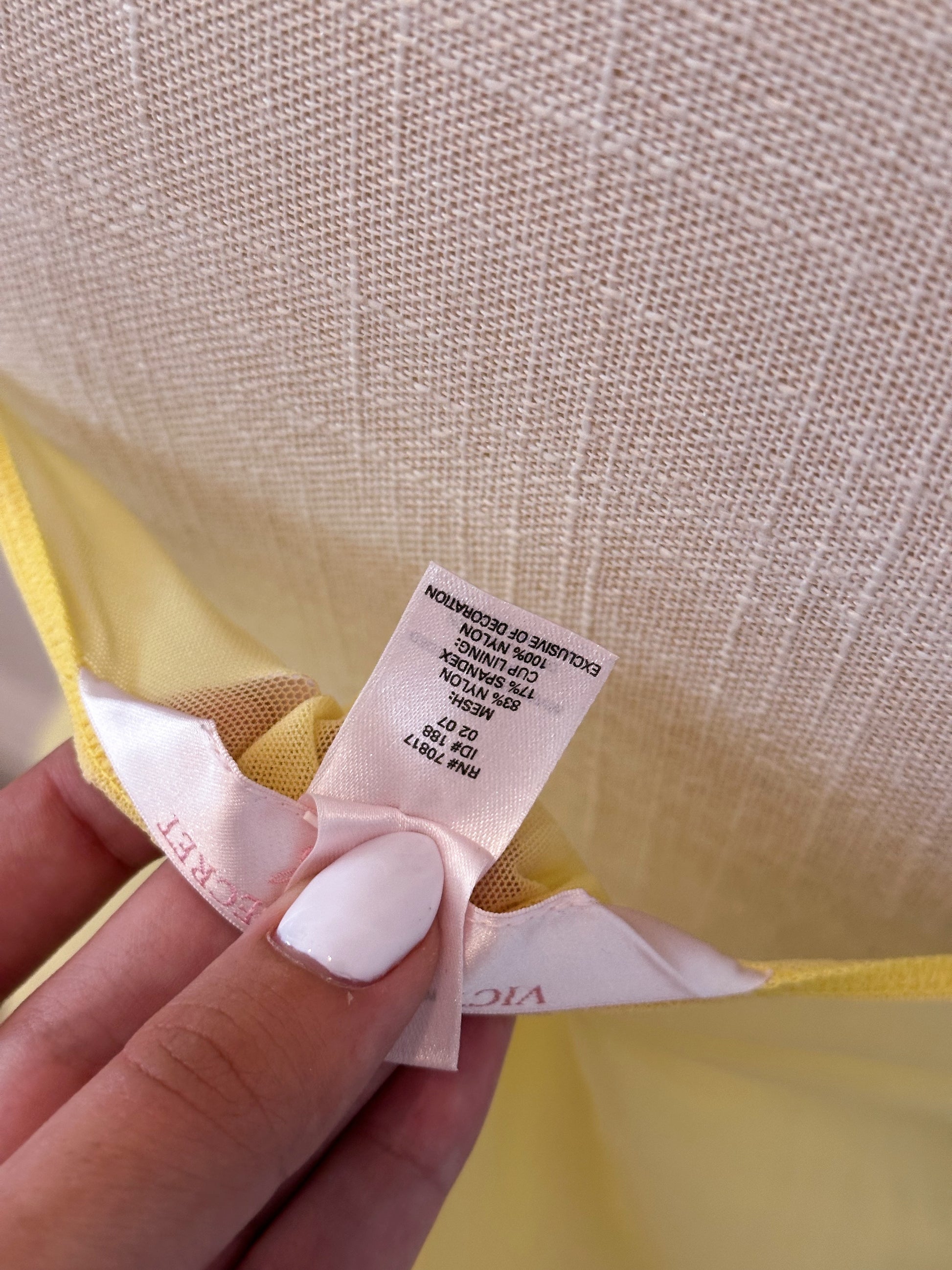 Vintage yellow Sabrina Carpenter Victoria's Secret babydoll slip dress size: M