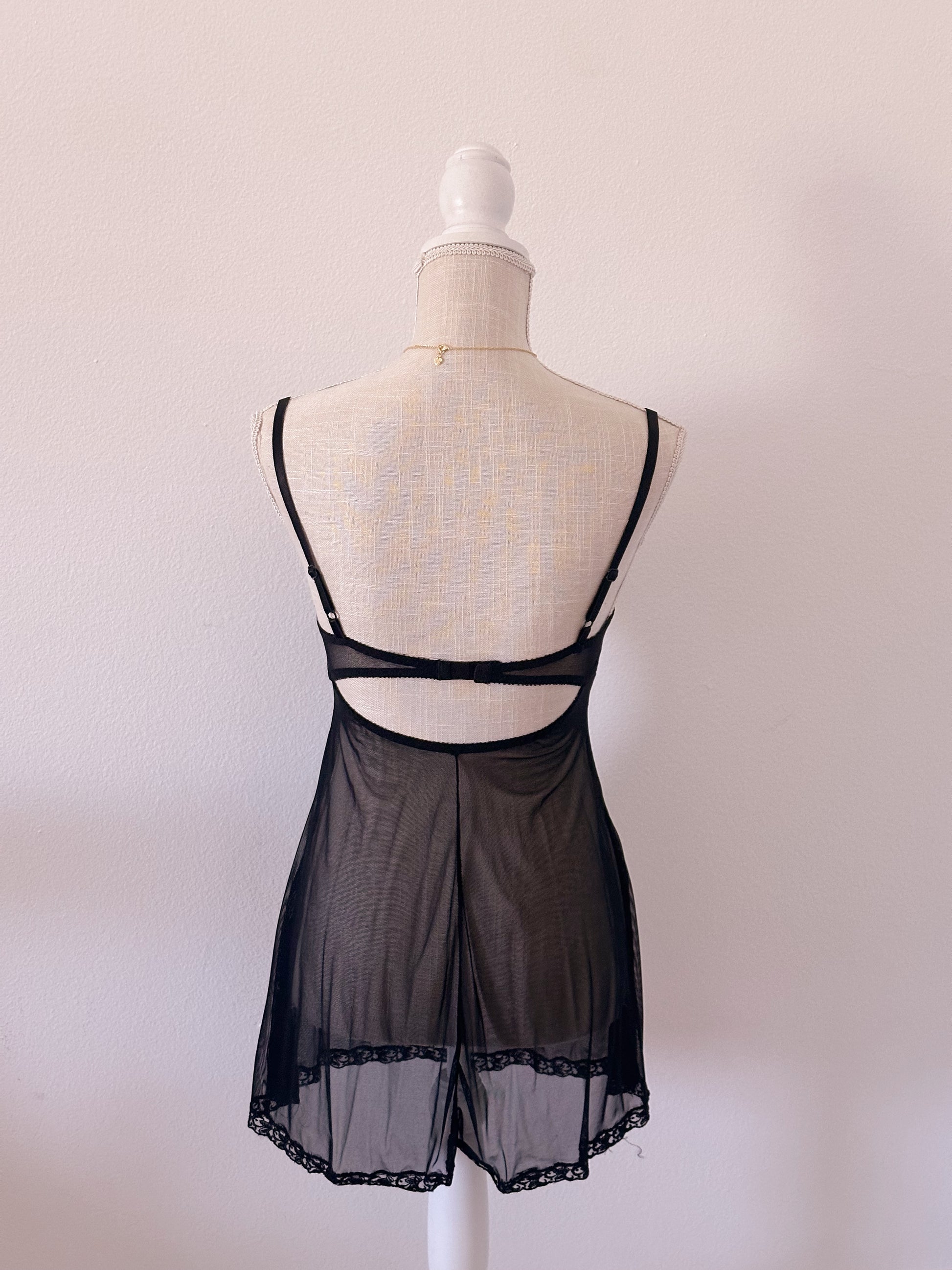 Vintage 1997 Victoria's Secret Sabrina Carpenter Babydoll size: 34 B