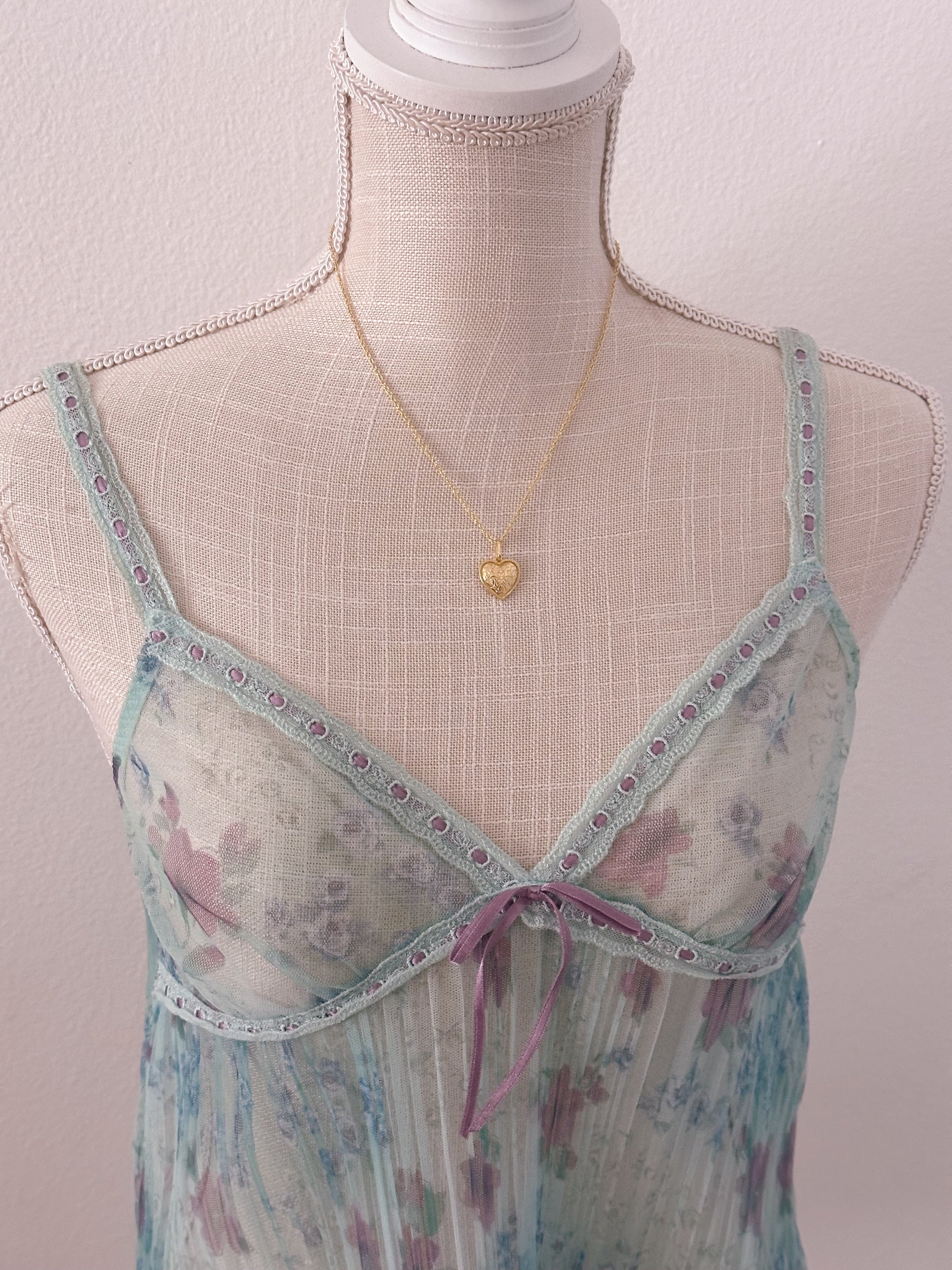 Vintage Viral blue sheer floral cami size: Small