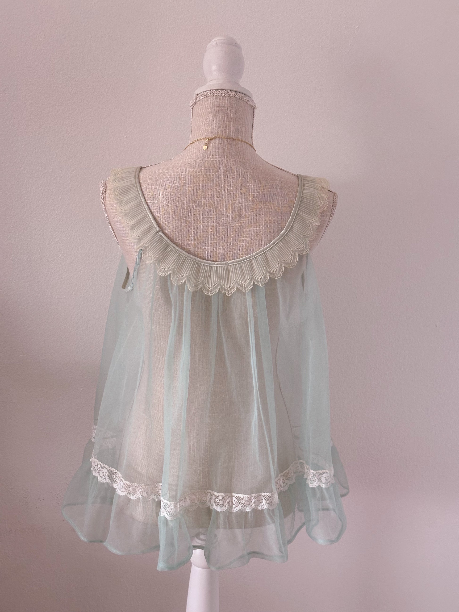 Vintage 1950s Sabrina Carpenter inspired babydoll size: one size