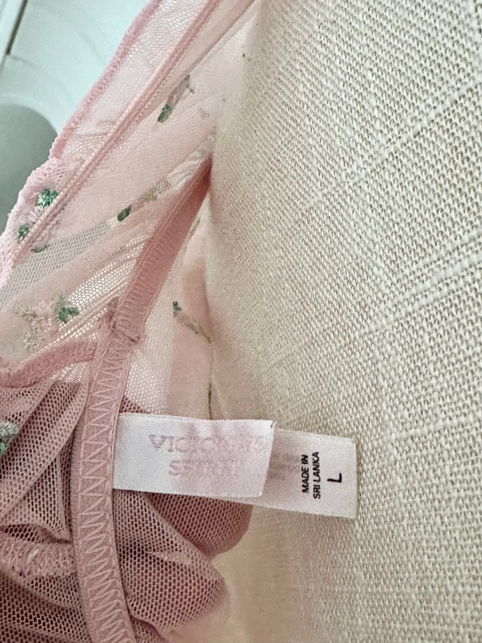 Vintage 2004 Victoria’s Secret Pink Floral Milkmaid Cami Top Size: L
