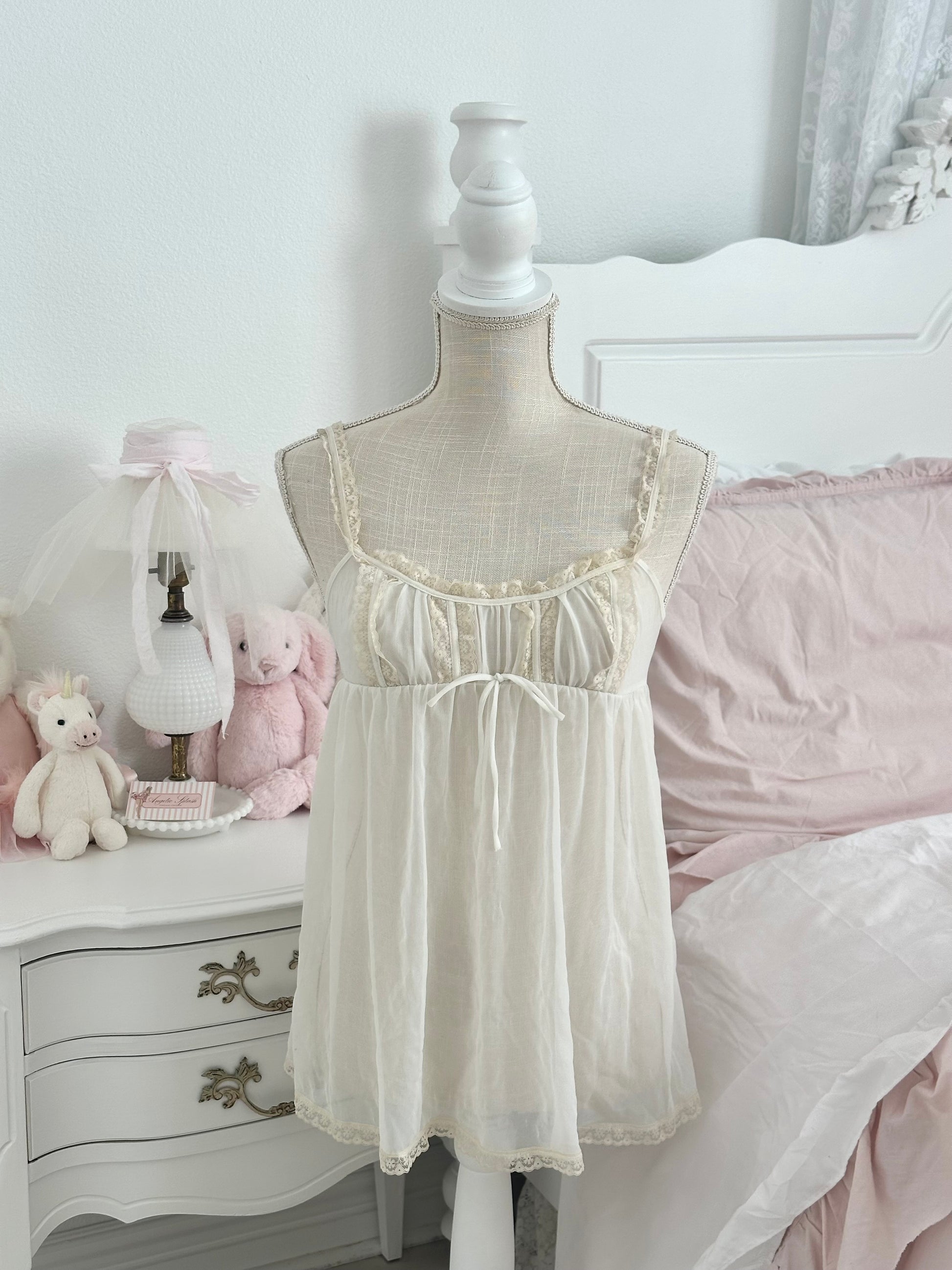 Vintage 2008 Victoria’s Secret White Milkmaid Babydoll Top Size: XS