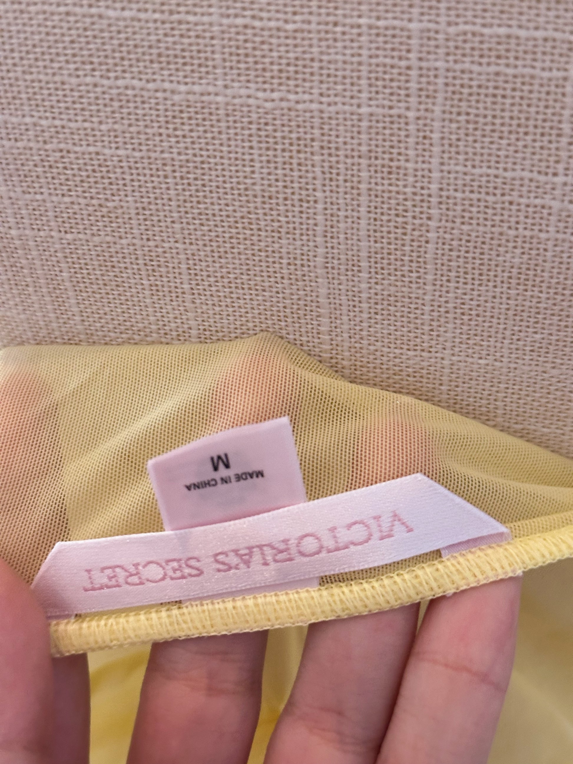 Victoria's Secret vintage yellow three-piece set Size: 34 B