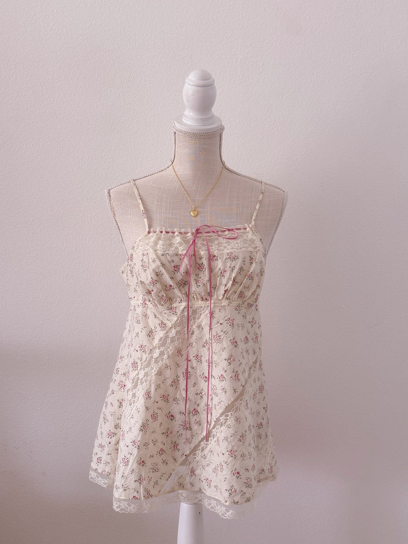 Vintage shabbychic Victoria's Secret cream floral babydoll dress size: M