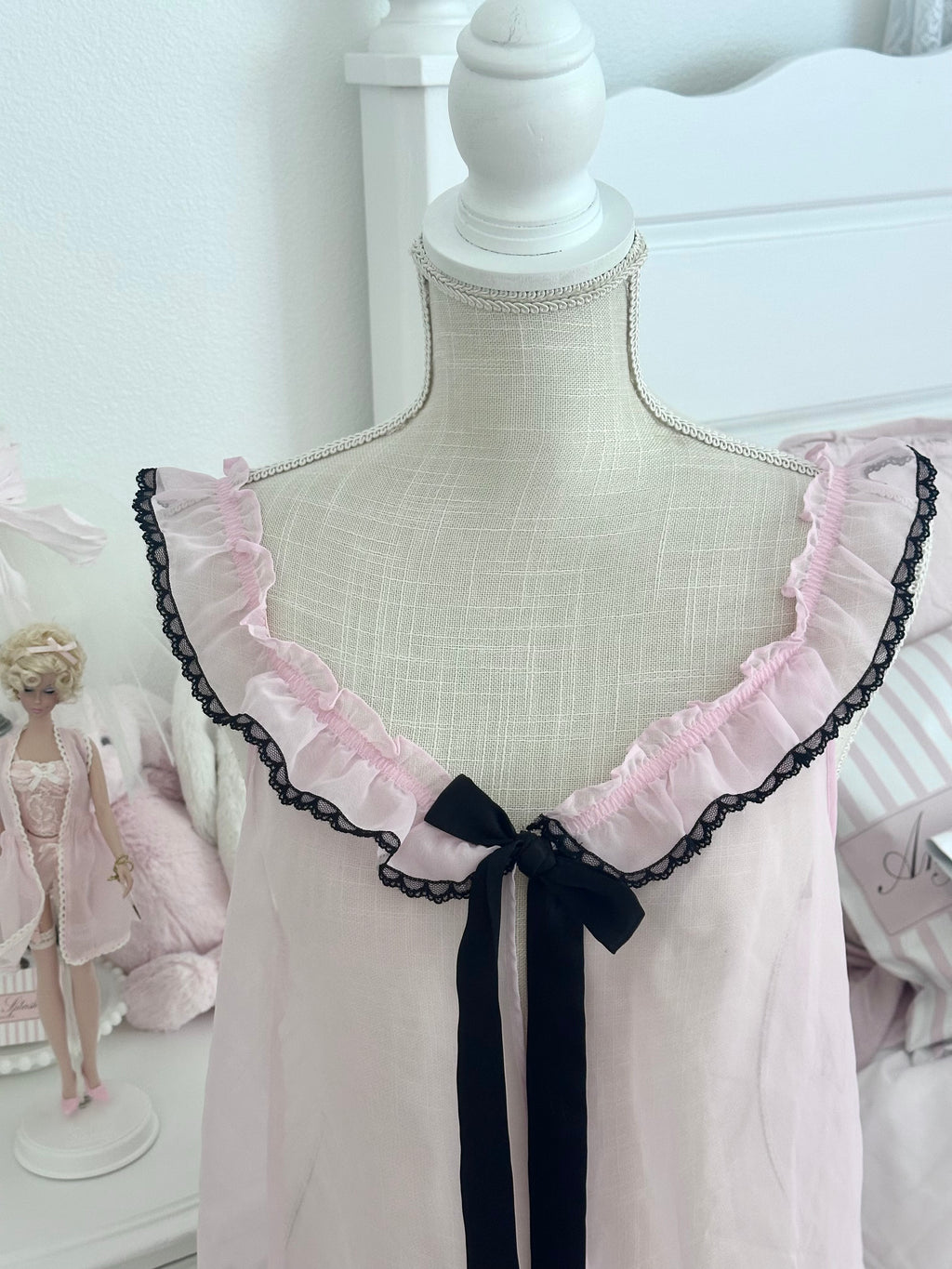 Vintage Frederick’s of Hollywood Pink & Black Trim Babydoll Cover Up Size: M