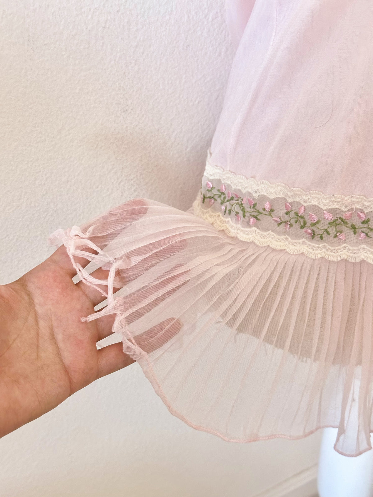 Authentic 1950s Miss Elaine Pink Shabby Chic Babydoll Nightgown Size: S