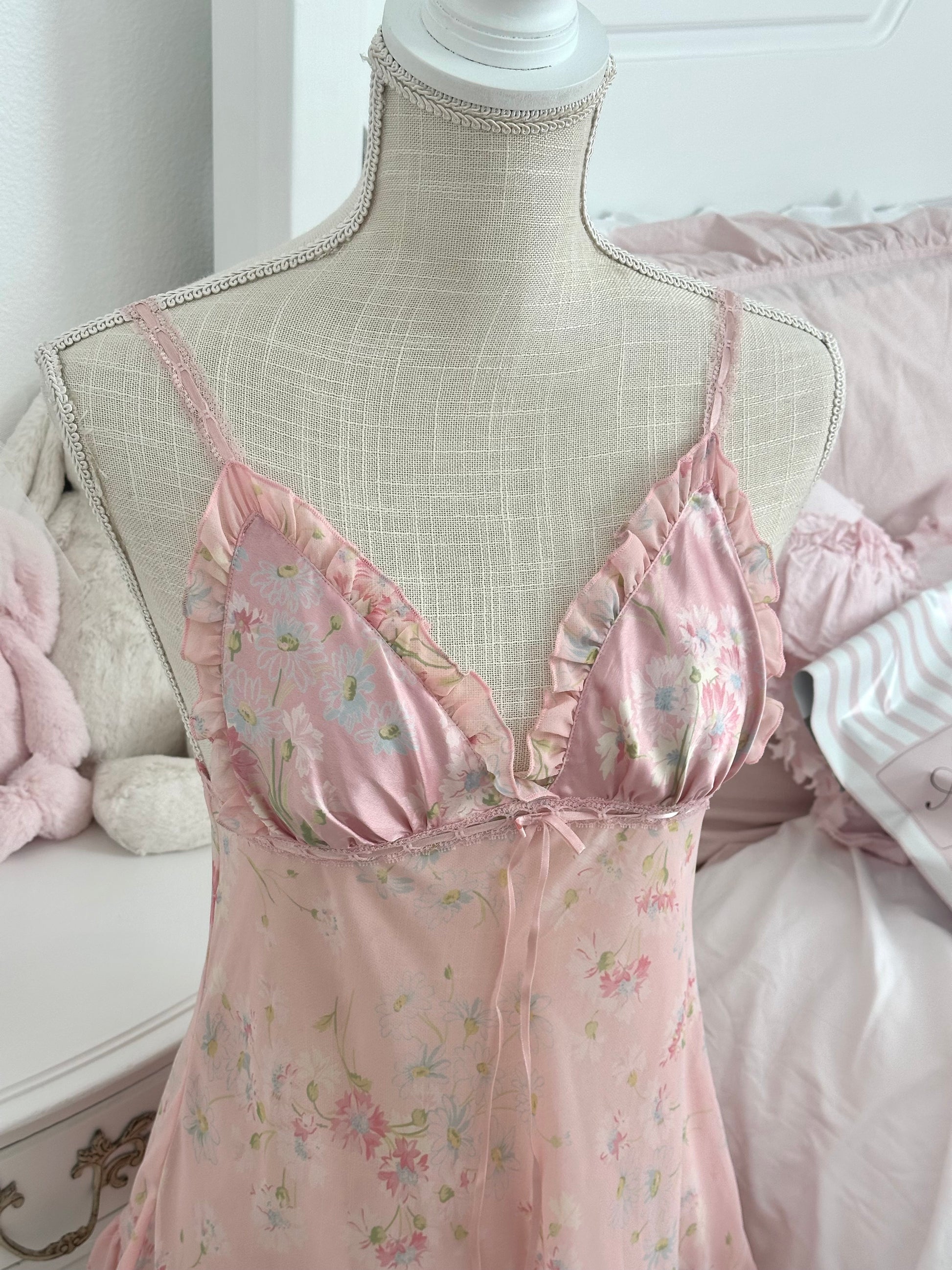 Vintage 2003 Victoria’s Secret Pink Babydoll Slip Dress Size: XS