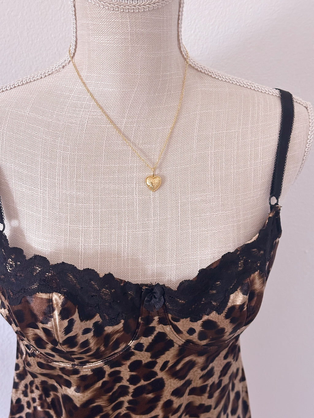 Vintage smart and sexy leopard print babydoll slip dress size: 36 B