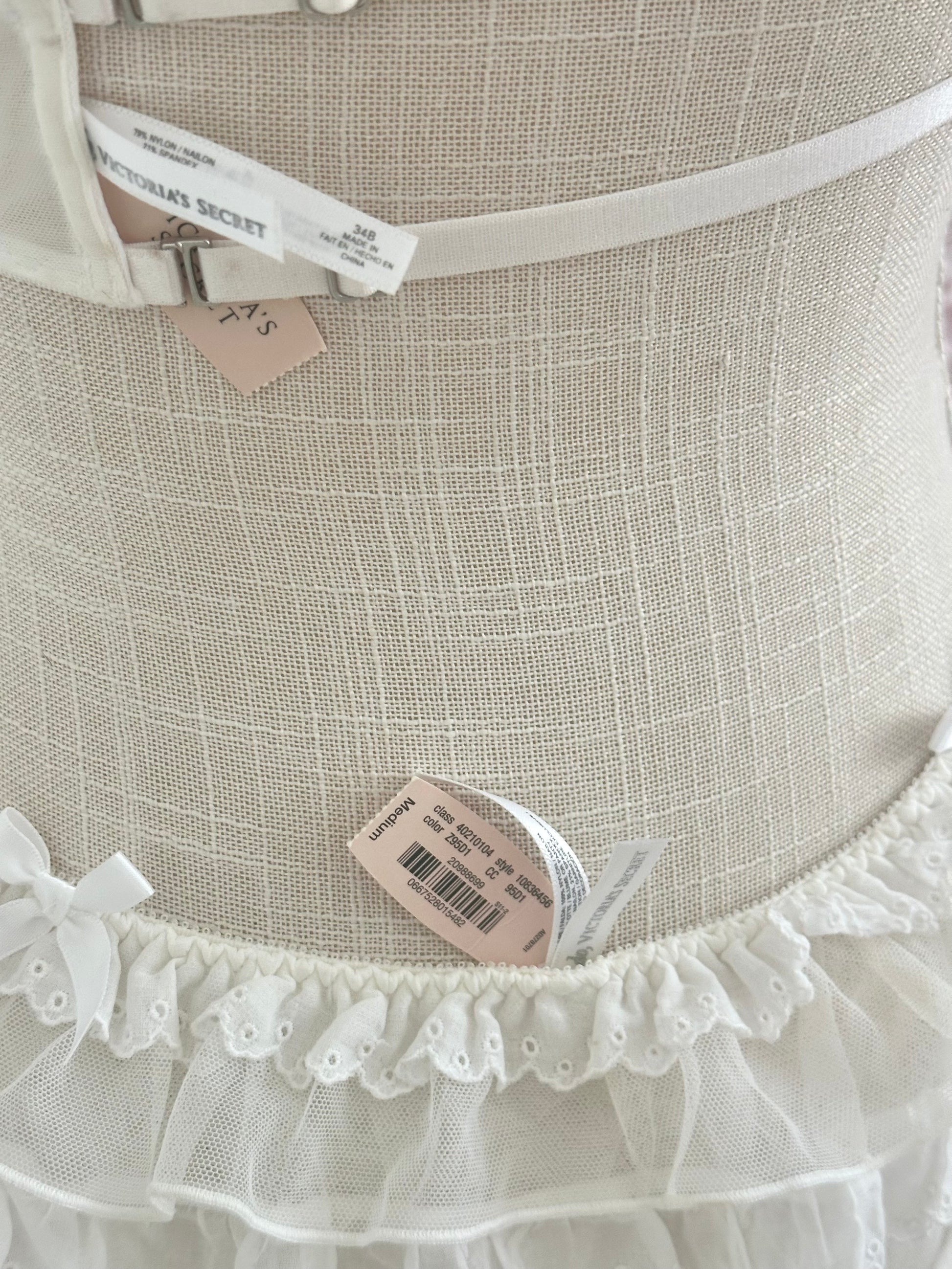 Vintage 2011 Victoria’s Secret NWT Bridal Lingerie Set Size: 34B/M