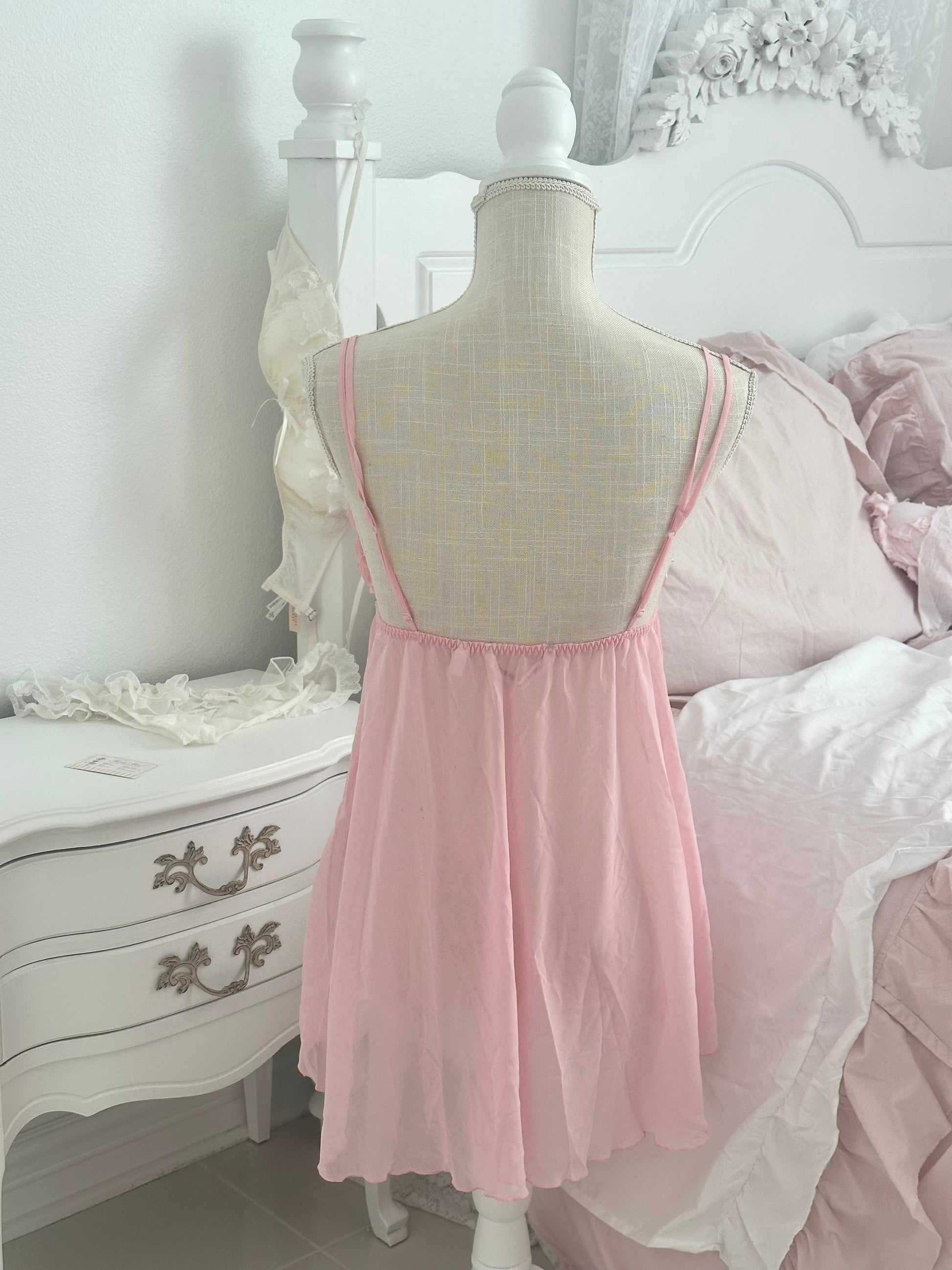 Vintage 1998 Victoria’s Secret Pink Sheer Babydoll Size: S