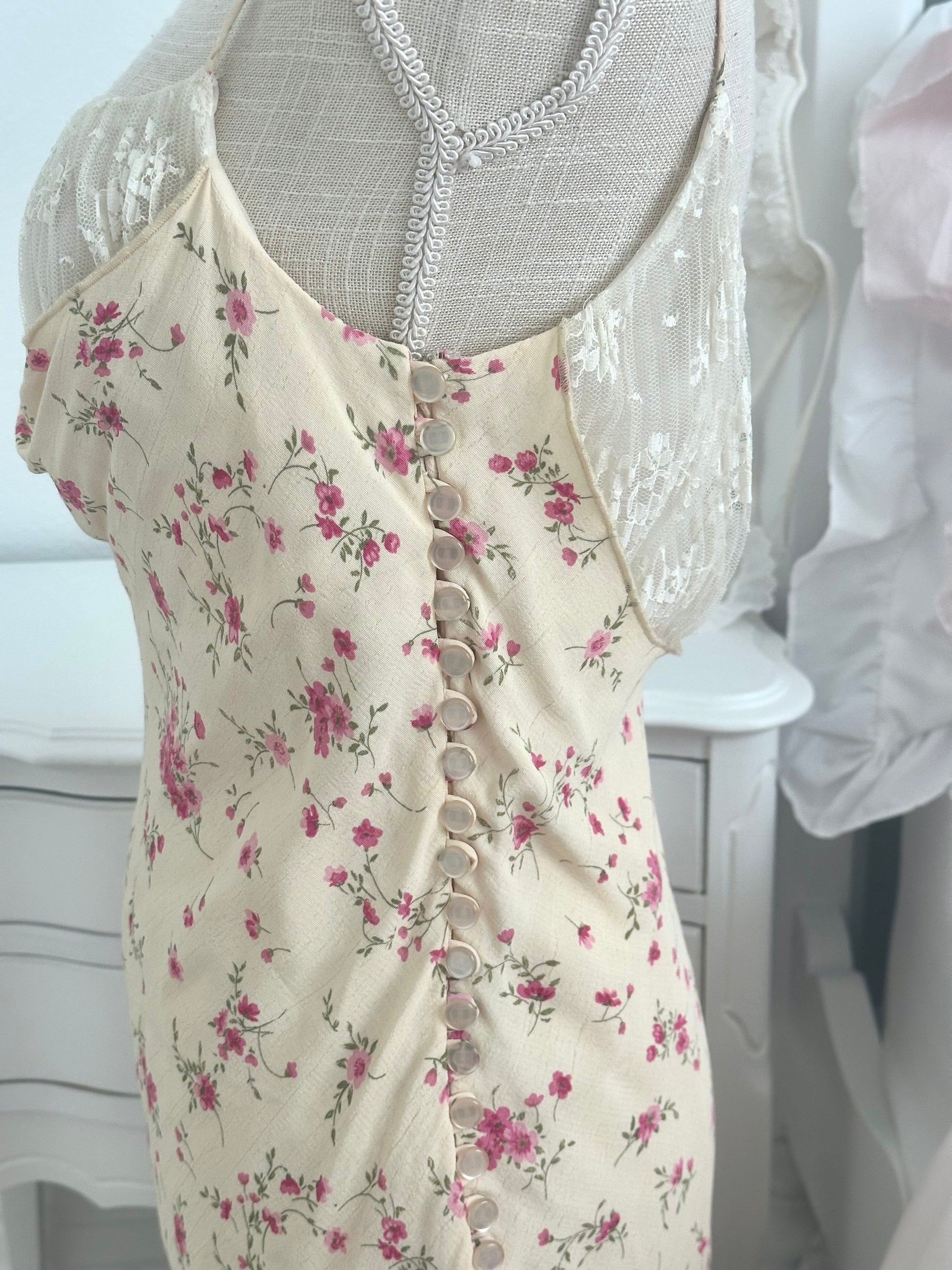 Vintage Victoria’s Secret for Hugo Buscati Archival Slip Dress Size: 6 (Small)