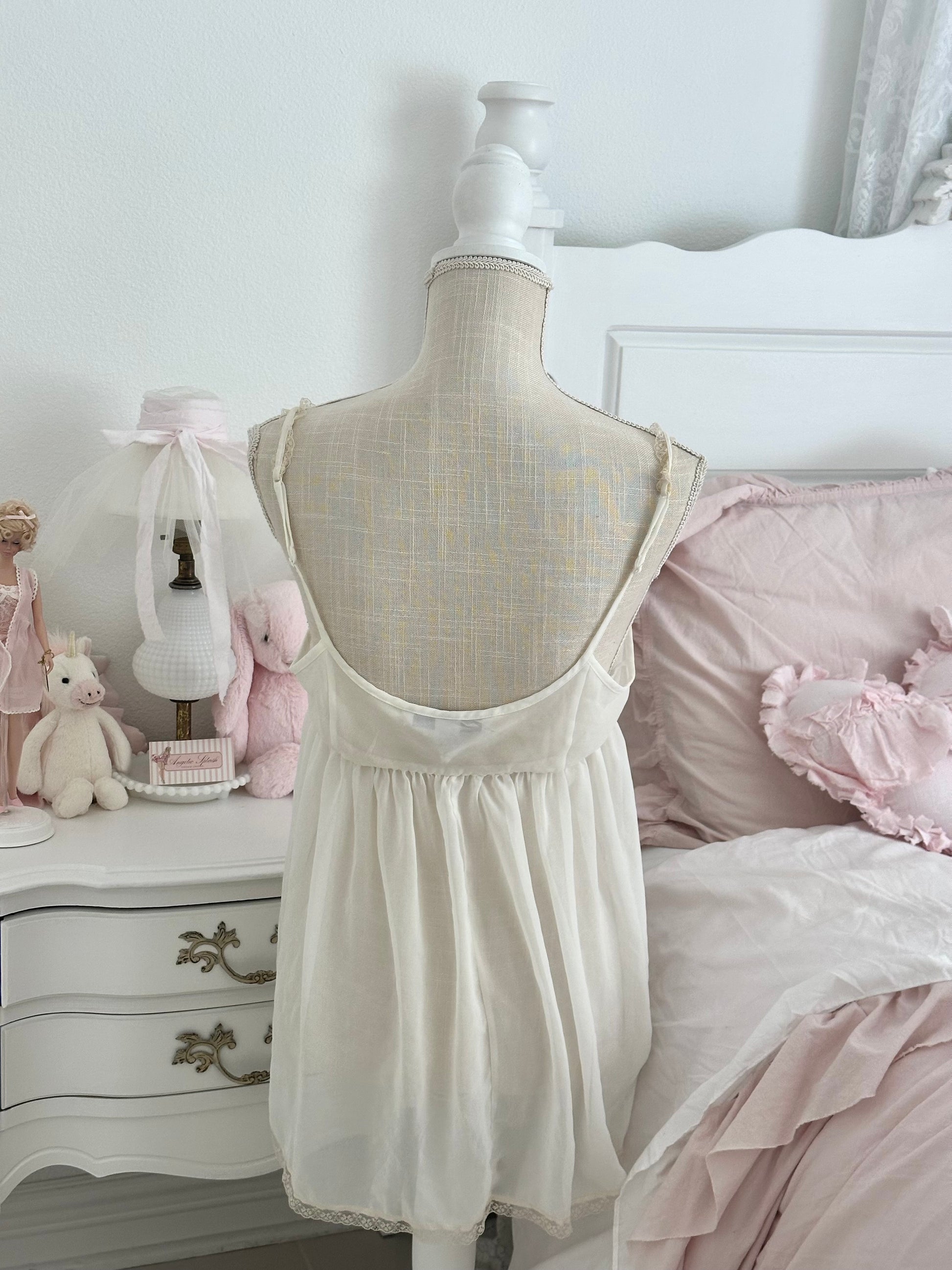 Vintage 2011 Victoria’s Secret White Milkmaid Babydoll Top Size: M