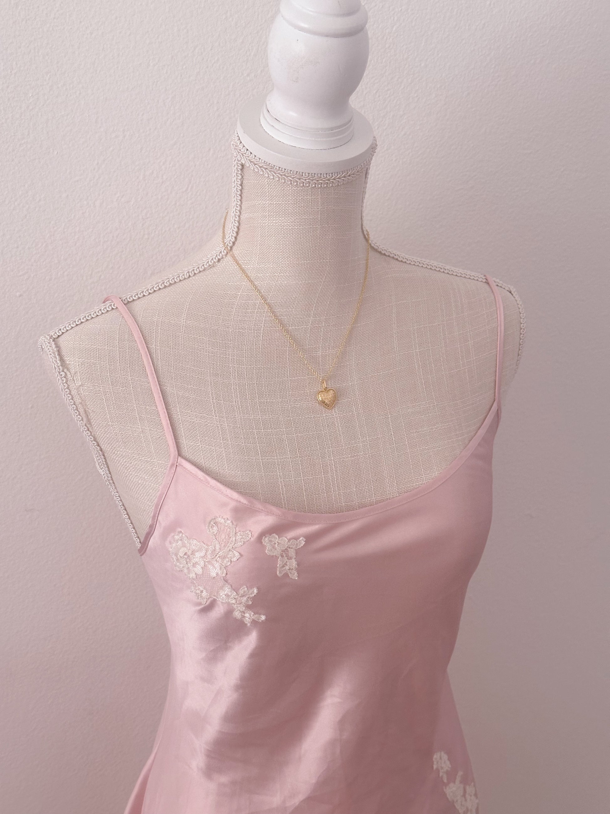 Vintage Victoria's Secret Pink Fashion Show night gown size: M