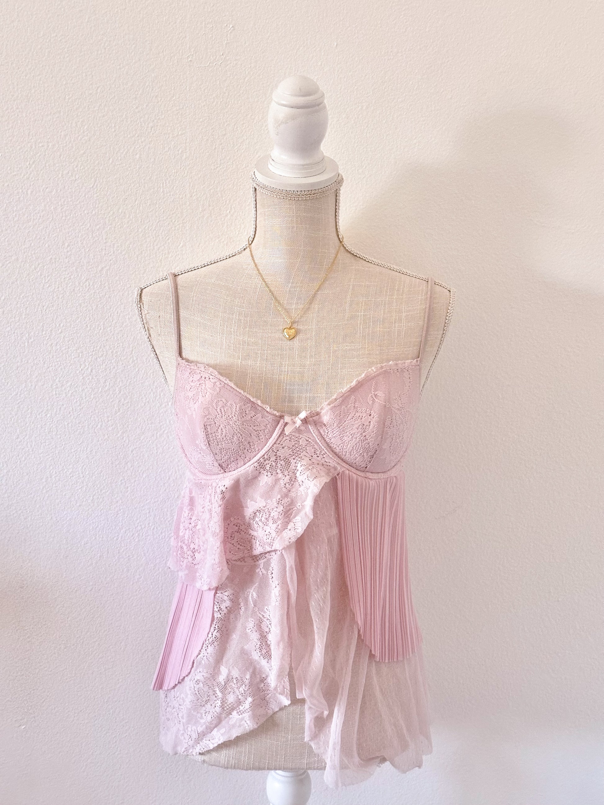 Vintage 2005 Victoria’s Secret Shabby Chic Babydoll Cami Top Size: 36B (Fits 34C)