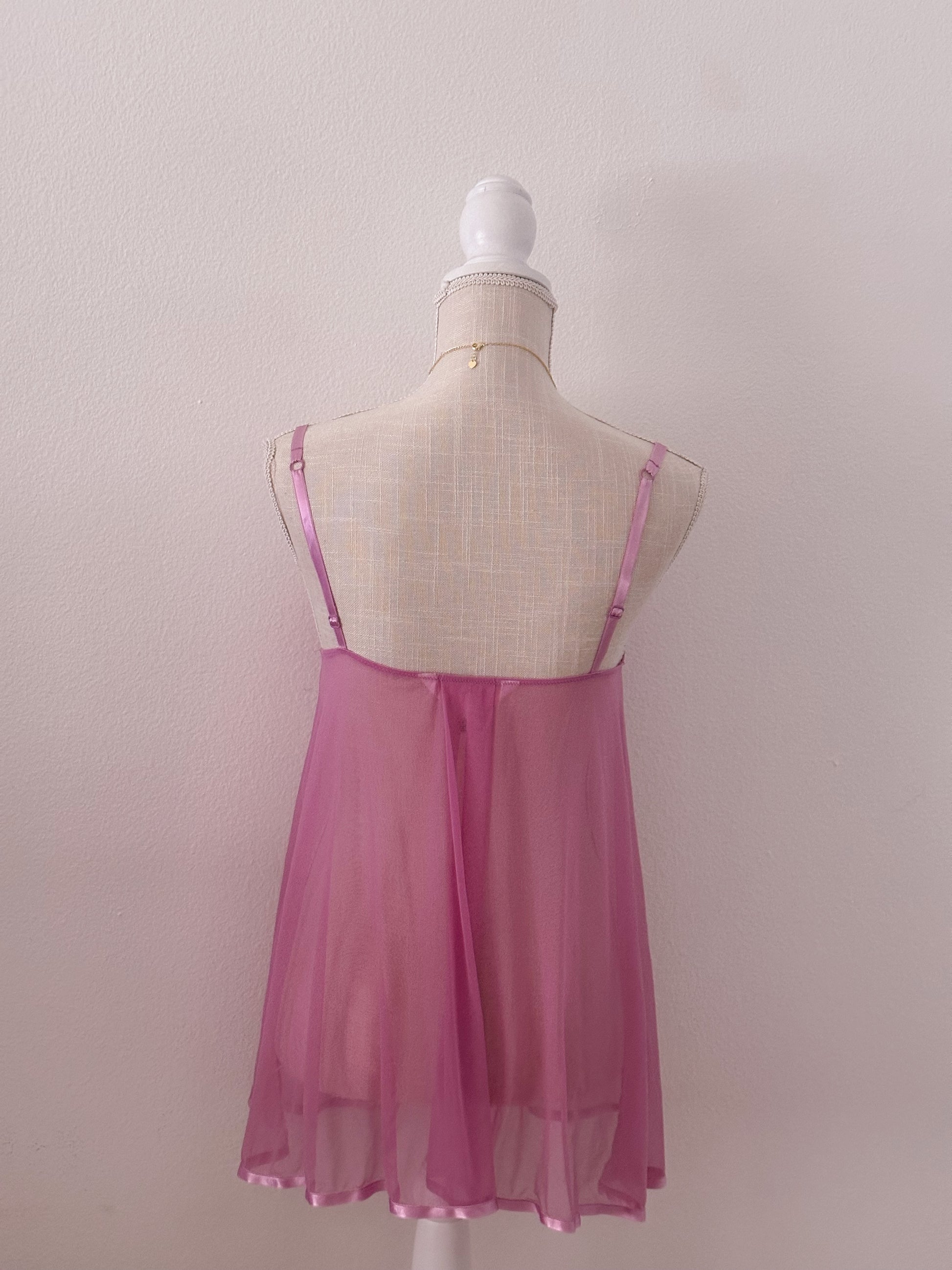 Vintage Victoria's Secret pink/purple Sabrina Carpenter Babydoll size: M