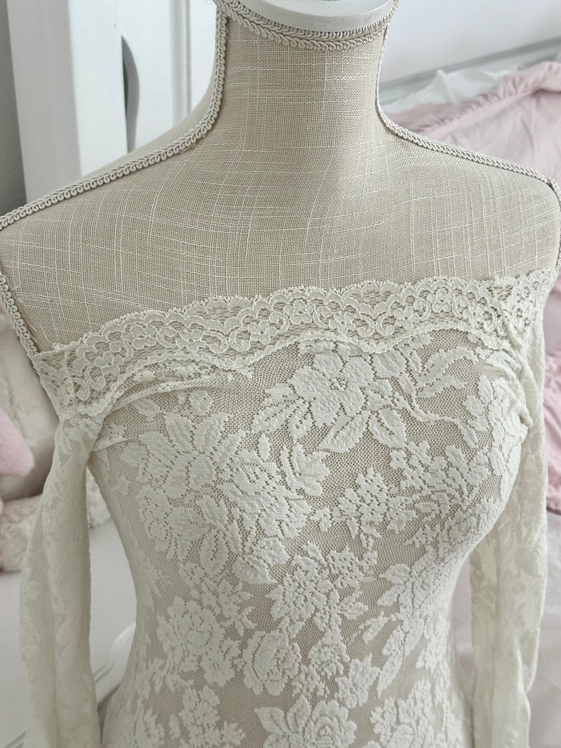 Vintage 2001 Victoria’s Secret White Sheer Lace Long Sleeve Slip Dress Size: S