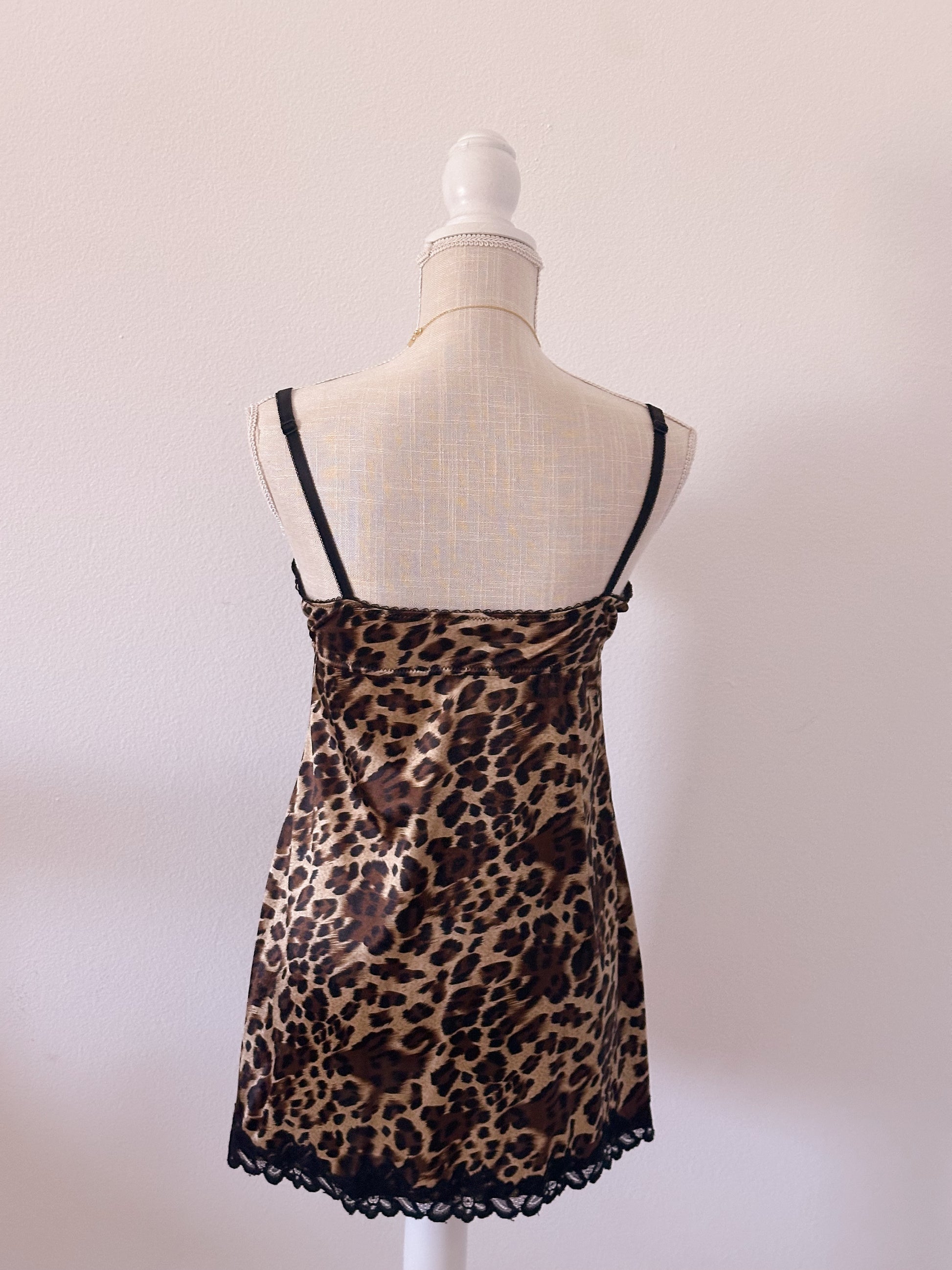 Vintage smart and sexy leopard print babydoll slip dress size: 36 B