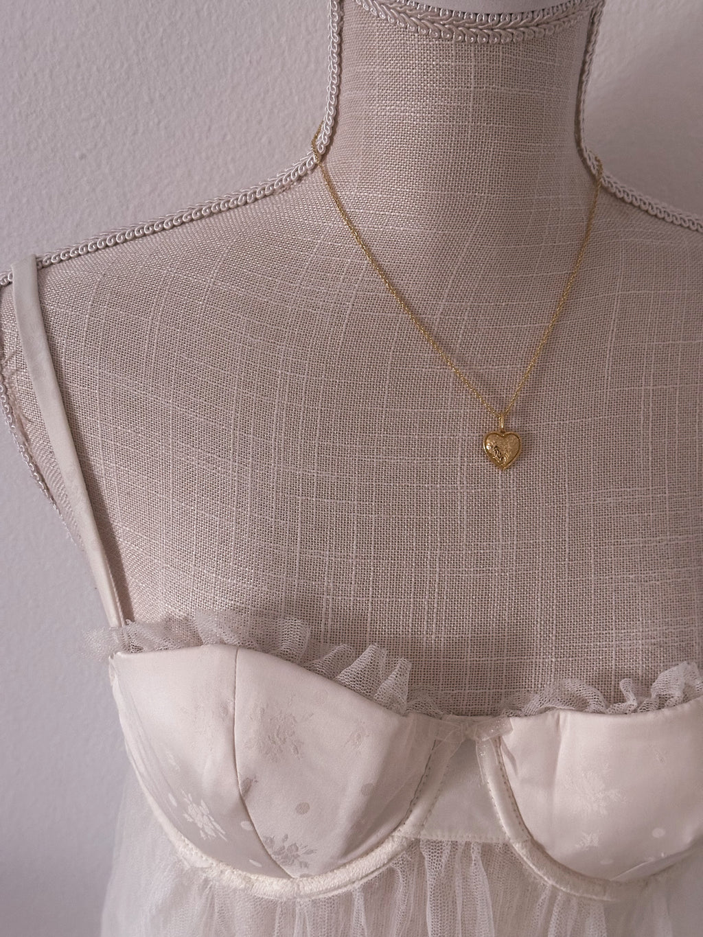 Victoria’s Secret Cream Lace Babydoll Size: 34B