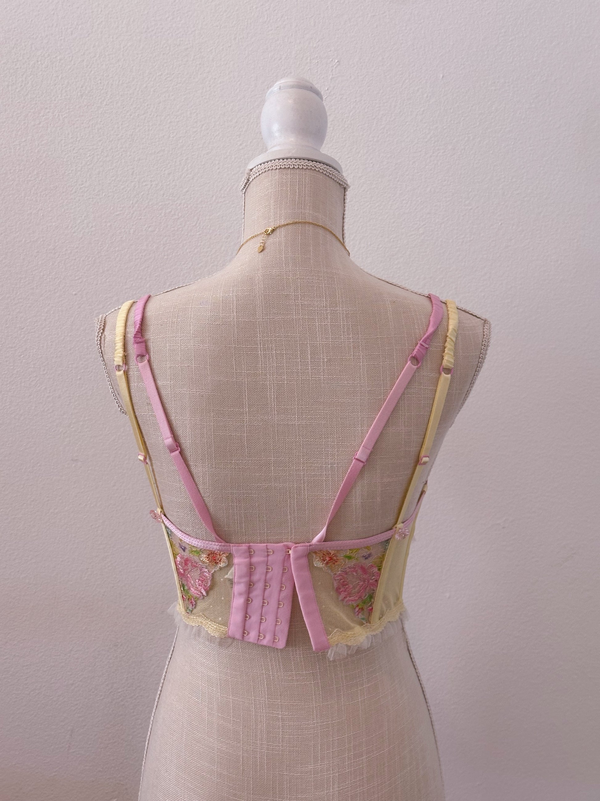 Nwts deadstock forloveandlemons yellow 2 piece corset and thong set Size: XS