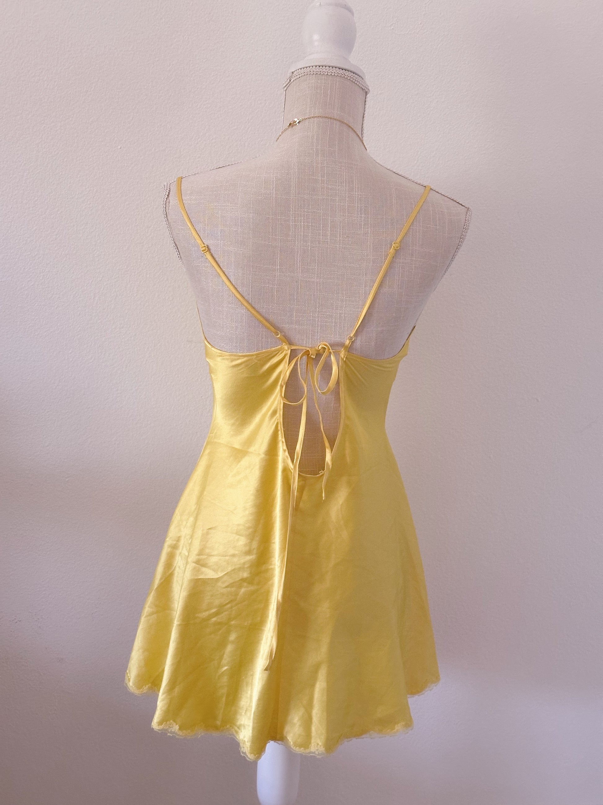 Vintage yellow Victoria's Secret babydoll slip dress size: M