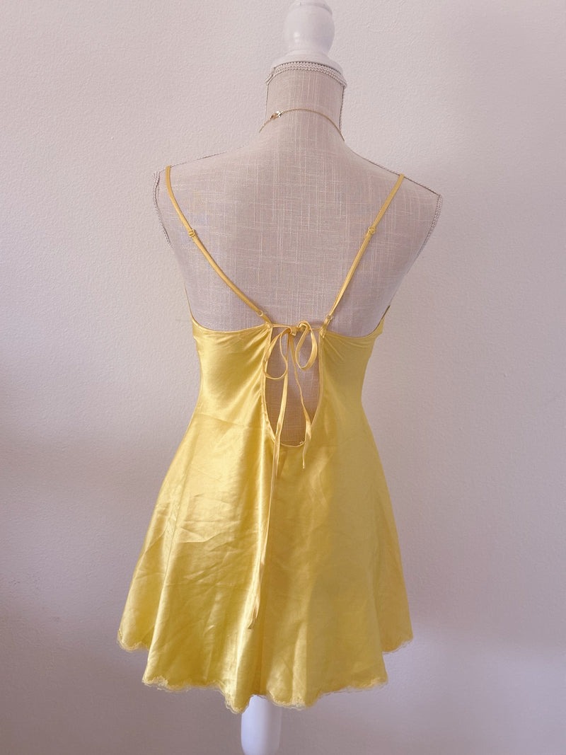 Vintage yellow Victoria's Secret babydoll slip dress size: M