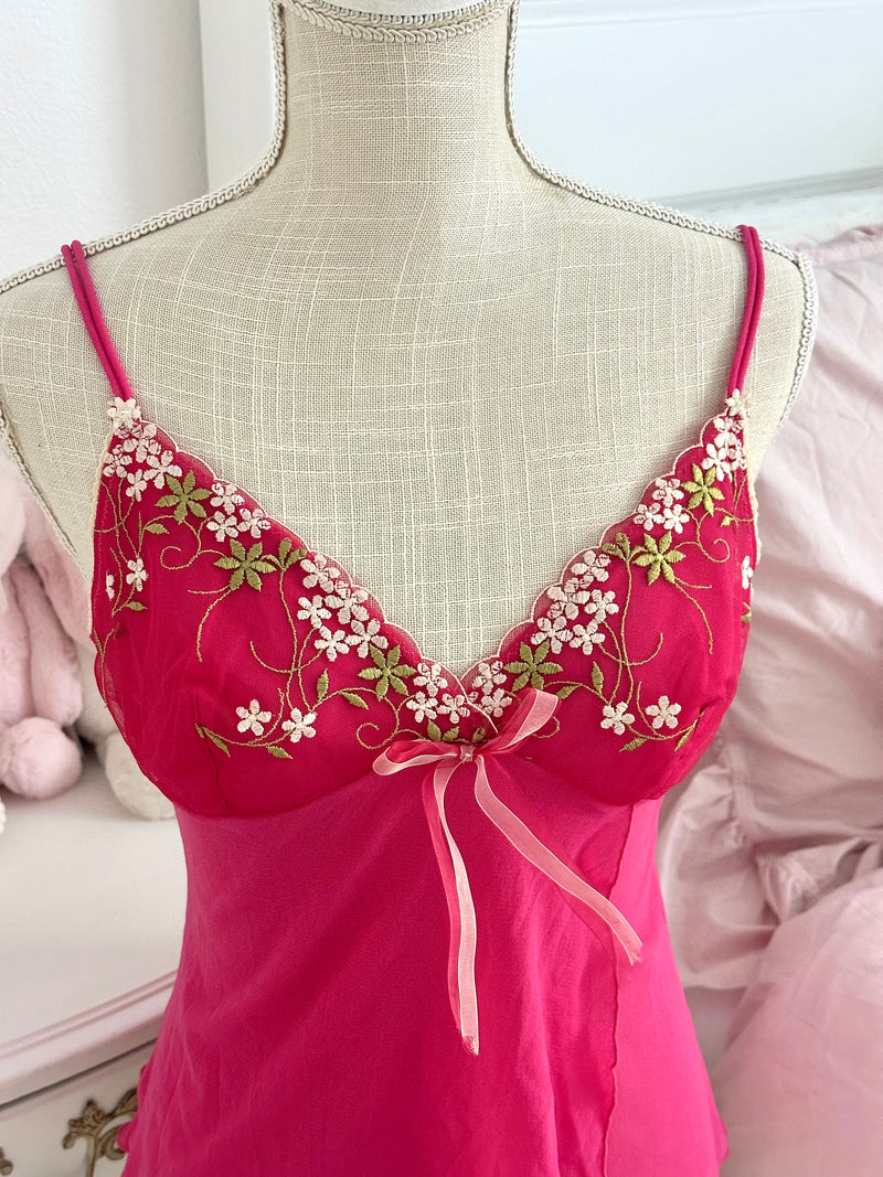 Vintage 2004 Victoria’s Secret Pink Floral Embroidered Cami Top Size: M