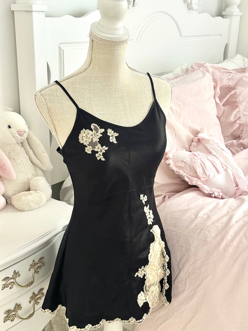 Vintage 2006 Victoria’s Secret Angels Collection Black Lace Slip Dress Size: XS
