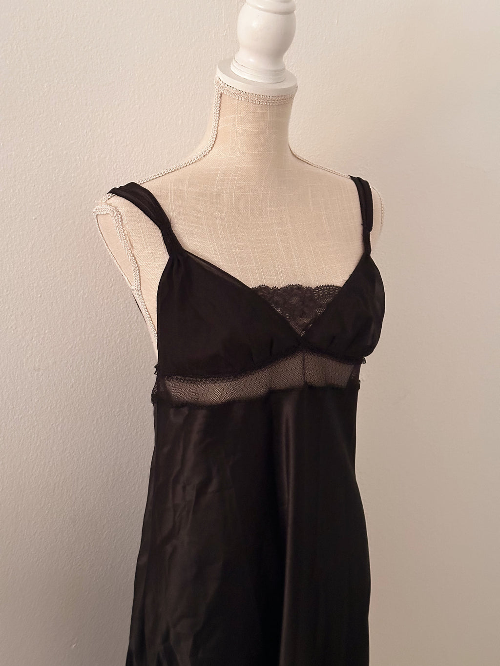 Victoria's Secret black nightgown from 2006