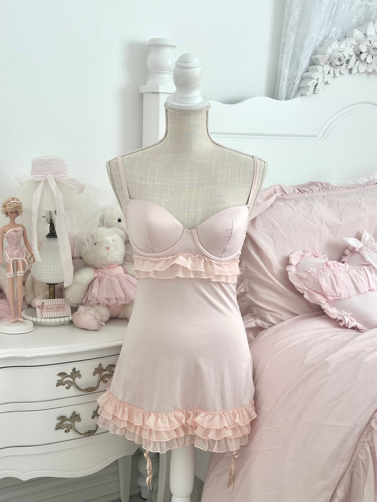 Vintage 2009 Victoria’s Secret Shabby Chic Babydoll Size: 34 C