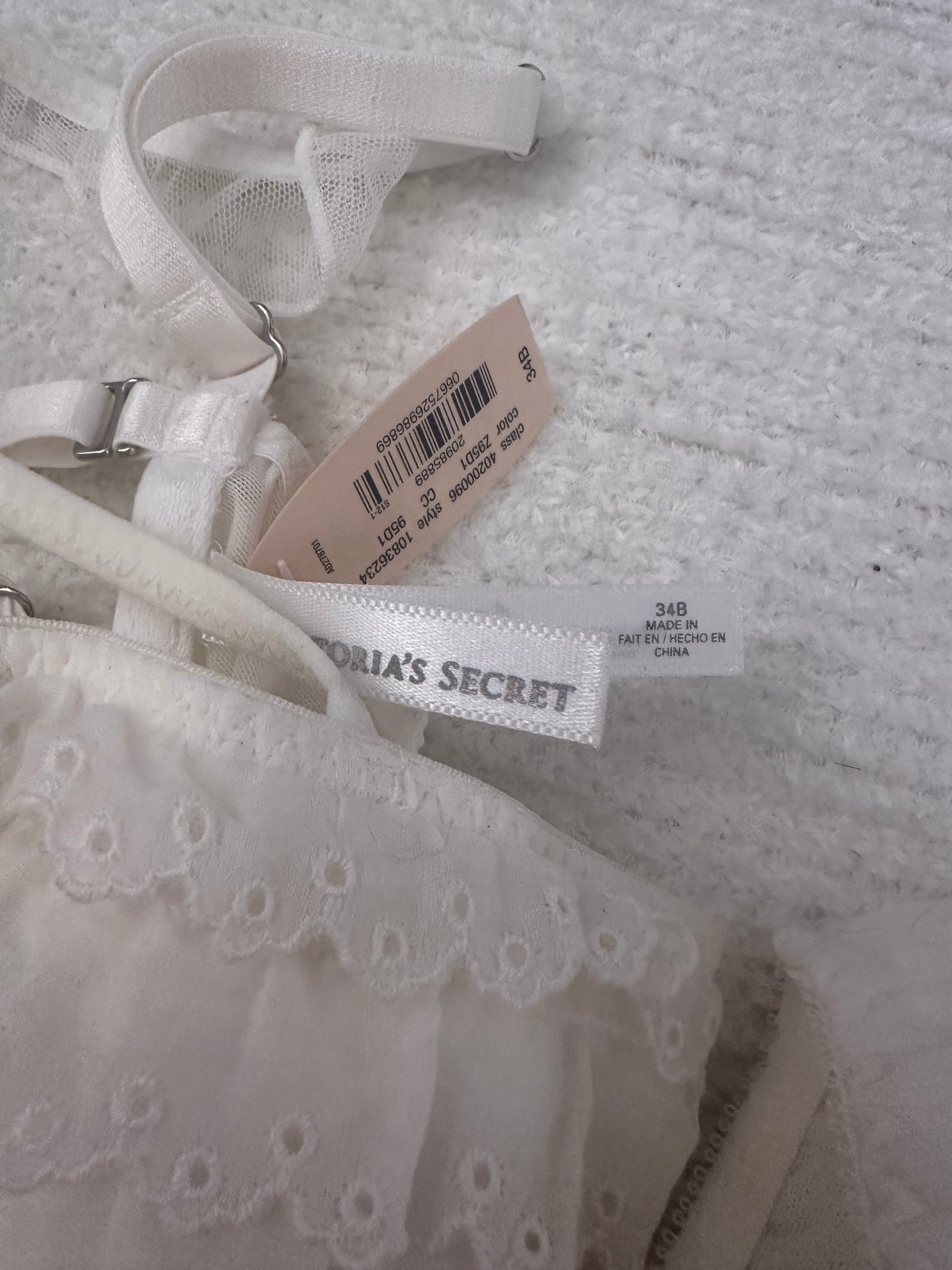 Vintage 2011 Victoria’s Secret NWT Bridal Lingerie Set Size: 34B/M