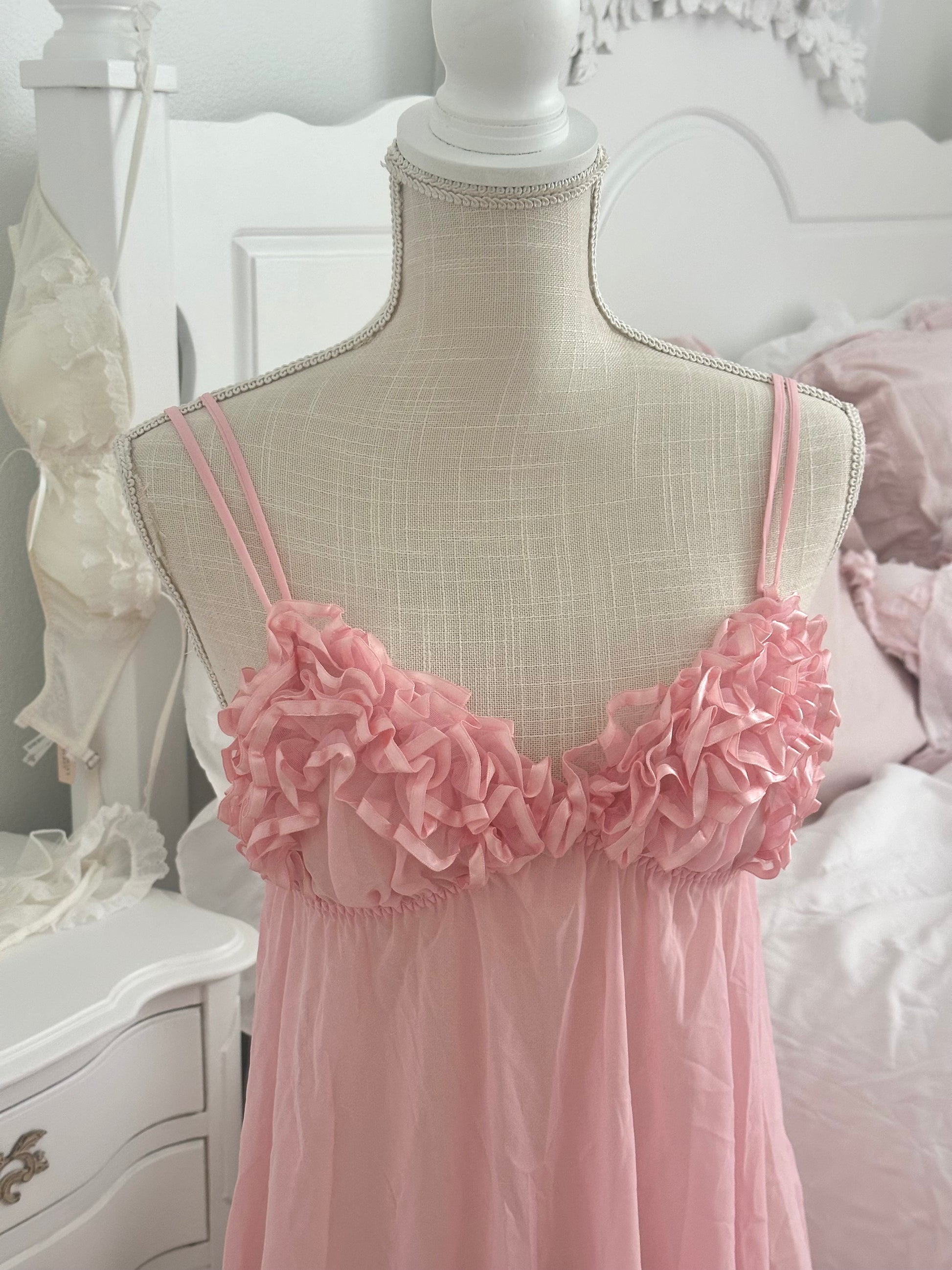 Vintage 1998 Victoria’s Secret Pink Sheer Babydoll Size: S