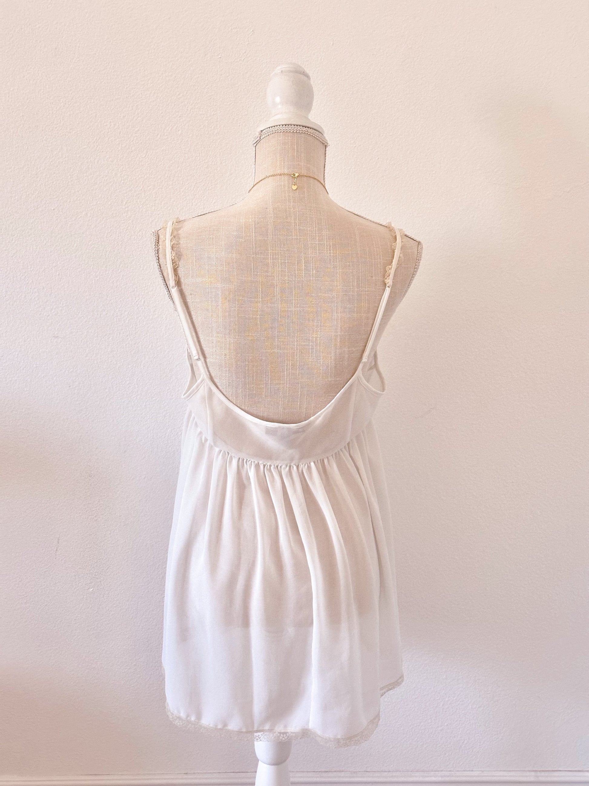 Vintage 2009 Victoria’s Secret White Milkmaid Babydoll Top Size: L